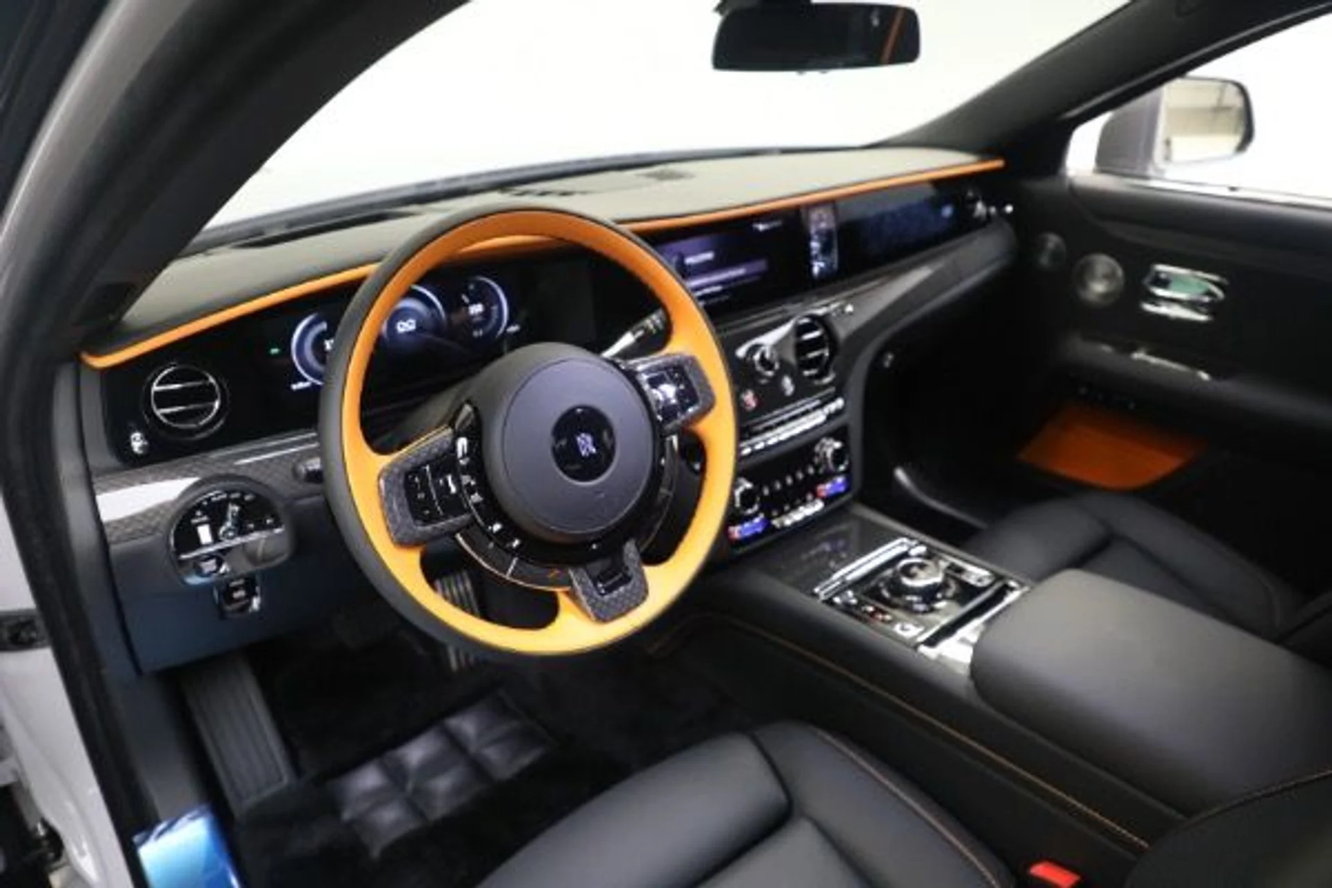 mph017_3721755591_New_2025_Rolls_Royce_Black_Badge_Ghost_fdbb0300e1