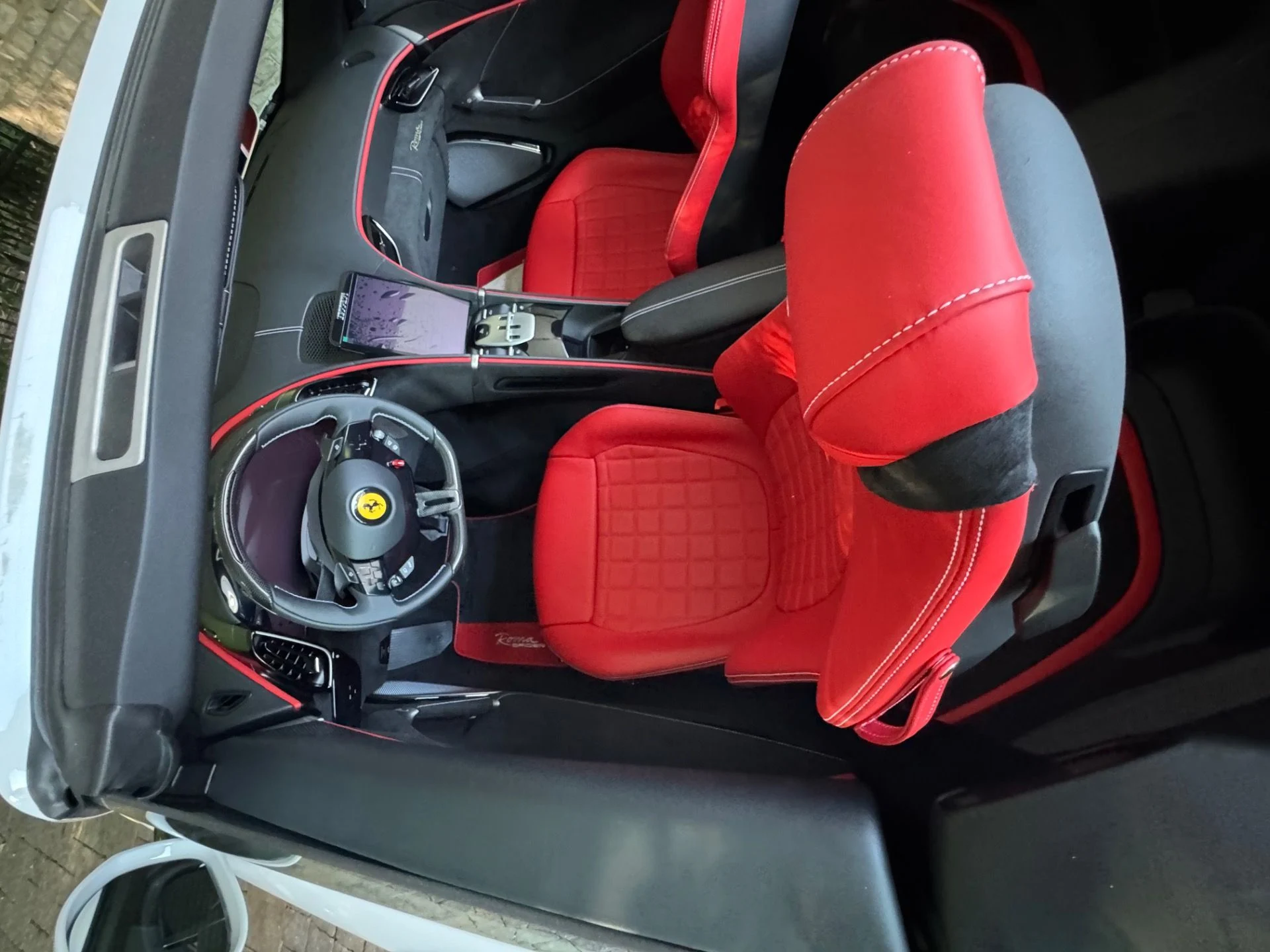 mph017_3732773355_Used_2025_Ferrari_Roma_Spider_1754506256_ce348e2a93