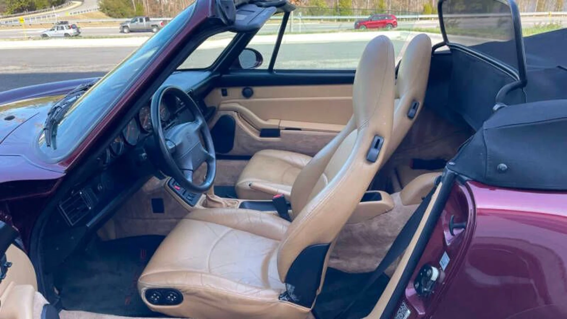 mph017_3740723184_1997_porsche_911_carrera_2dr_convertible_04ff9d8847