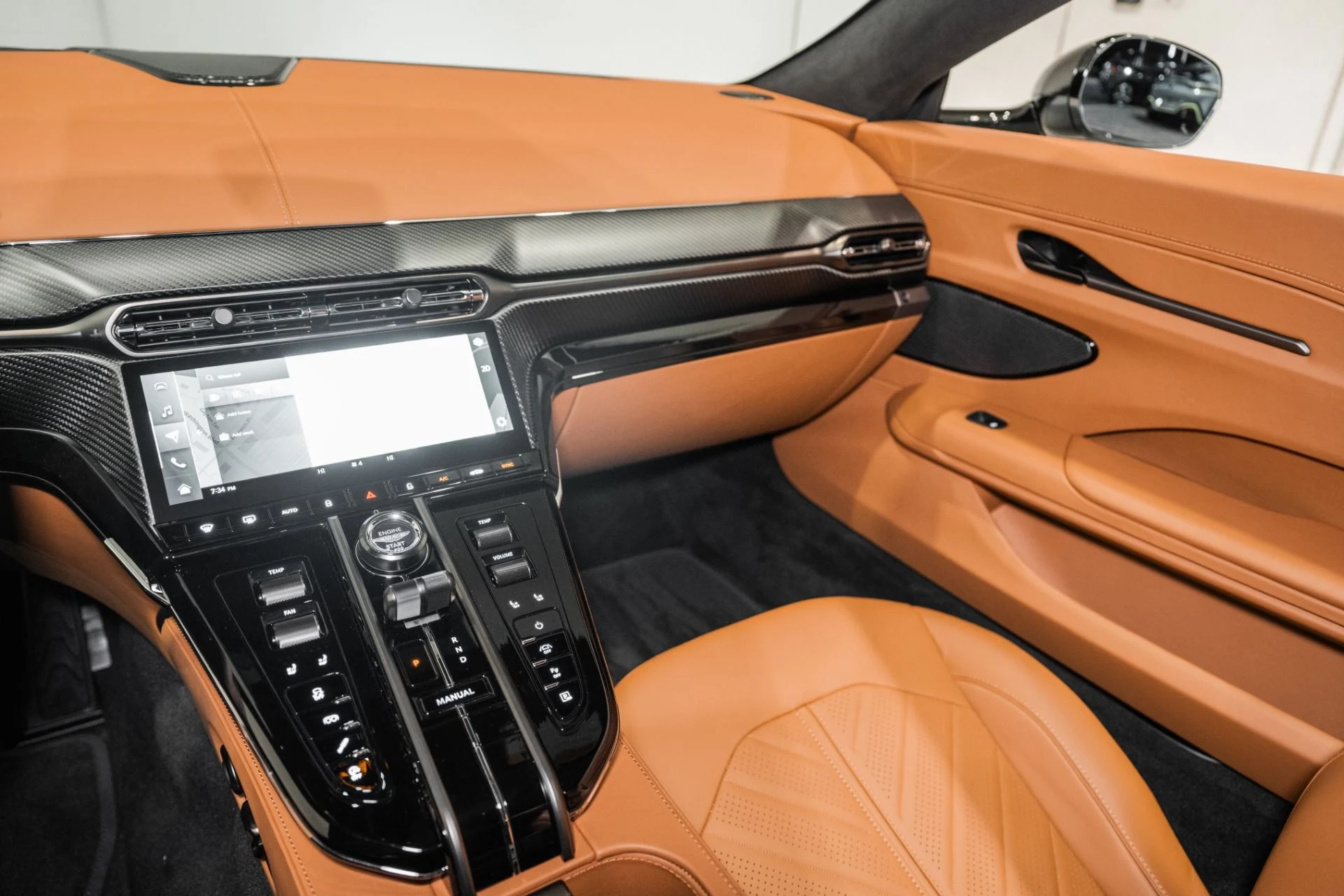 mph017_3748513806_New_2026_Aston_Martin_Vantage_S_Coupe_1767380172_cbb12e439e