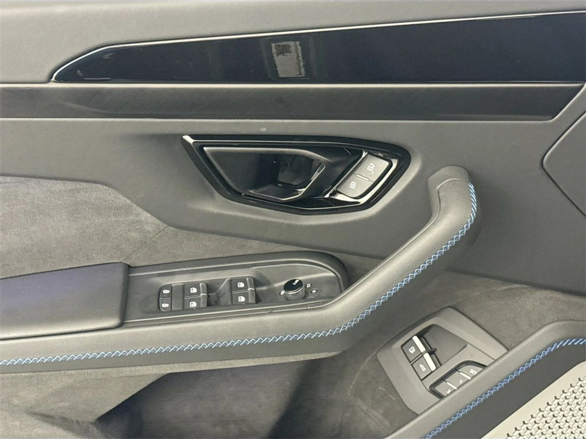 mph017_3751338906_6d3894801c0cf8fba2b22300bafdba49_bdd237b82f