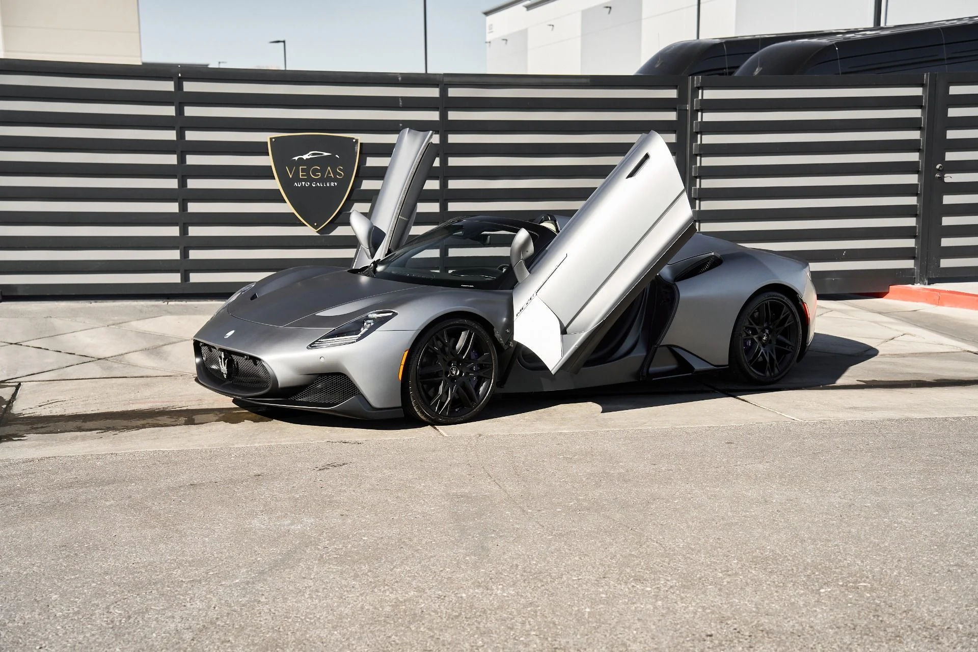 mph017_3751699926_Used_2023_Maserati_MC_20_Cielo_1761946866_e8209822c7