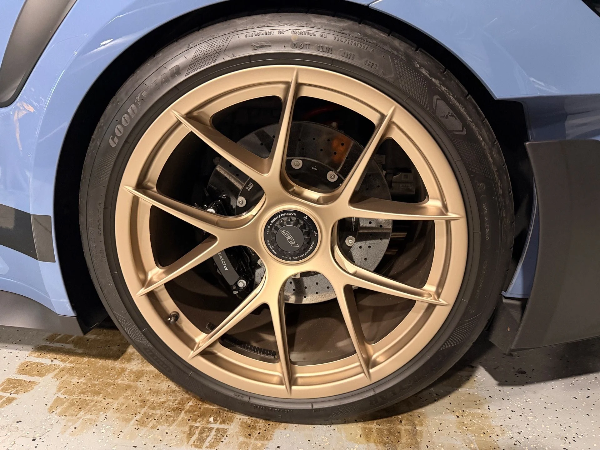 mph017_3754759264_Used_2024_Porsche_911_GT_3_RS_CXX_PTS_1767645909_0f61b233a3