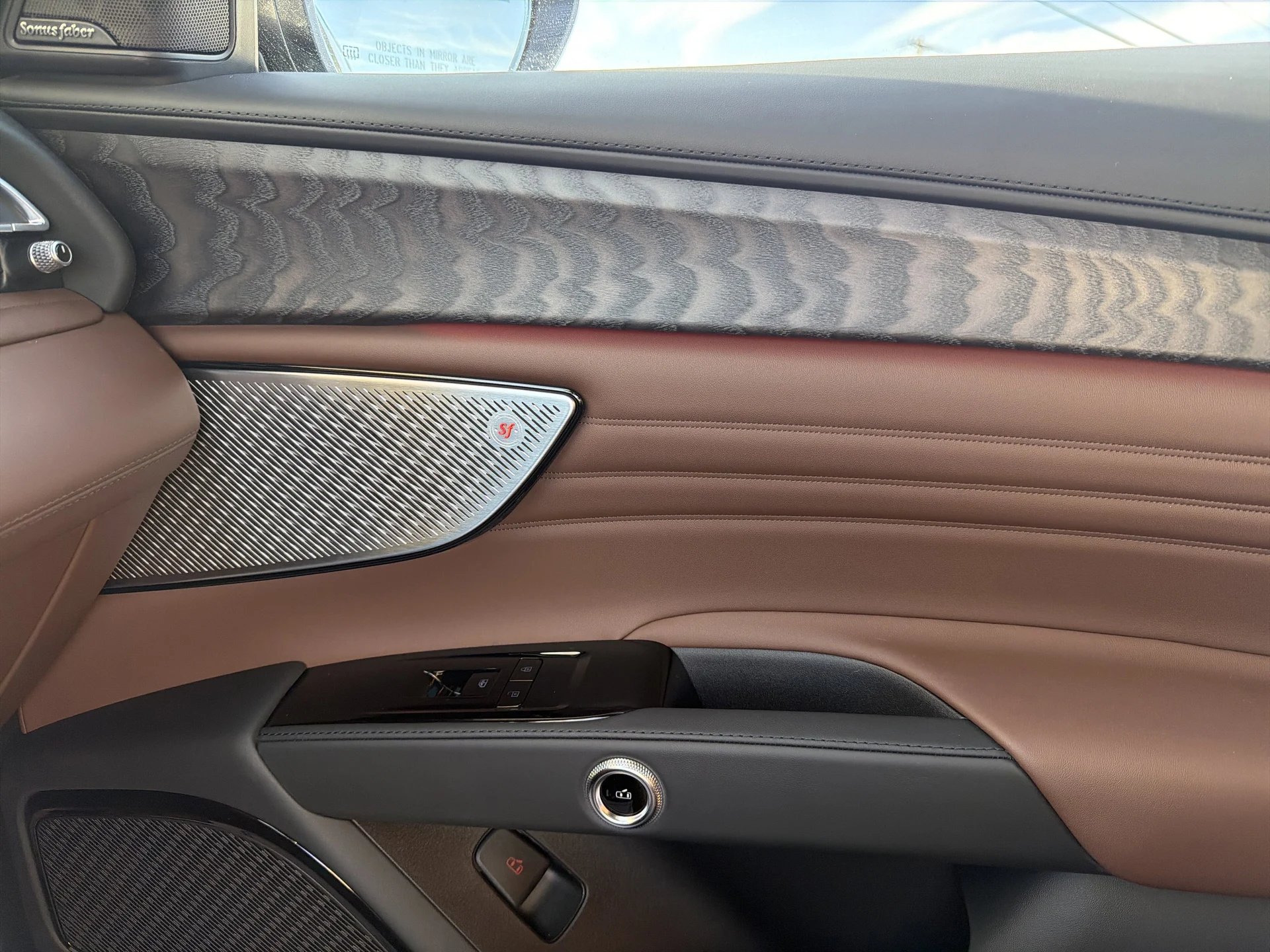 mph017_3755830757_18_2677ee6434