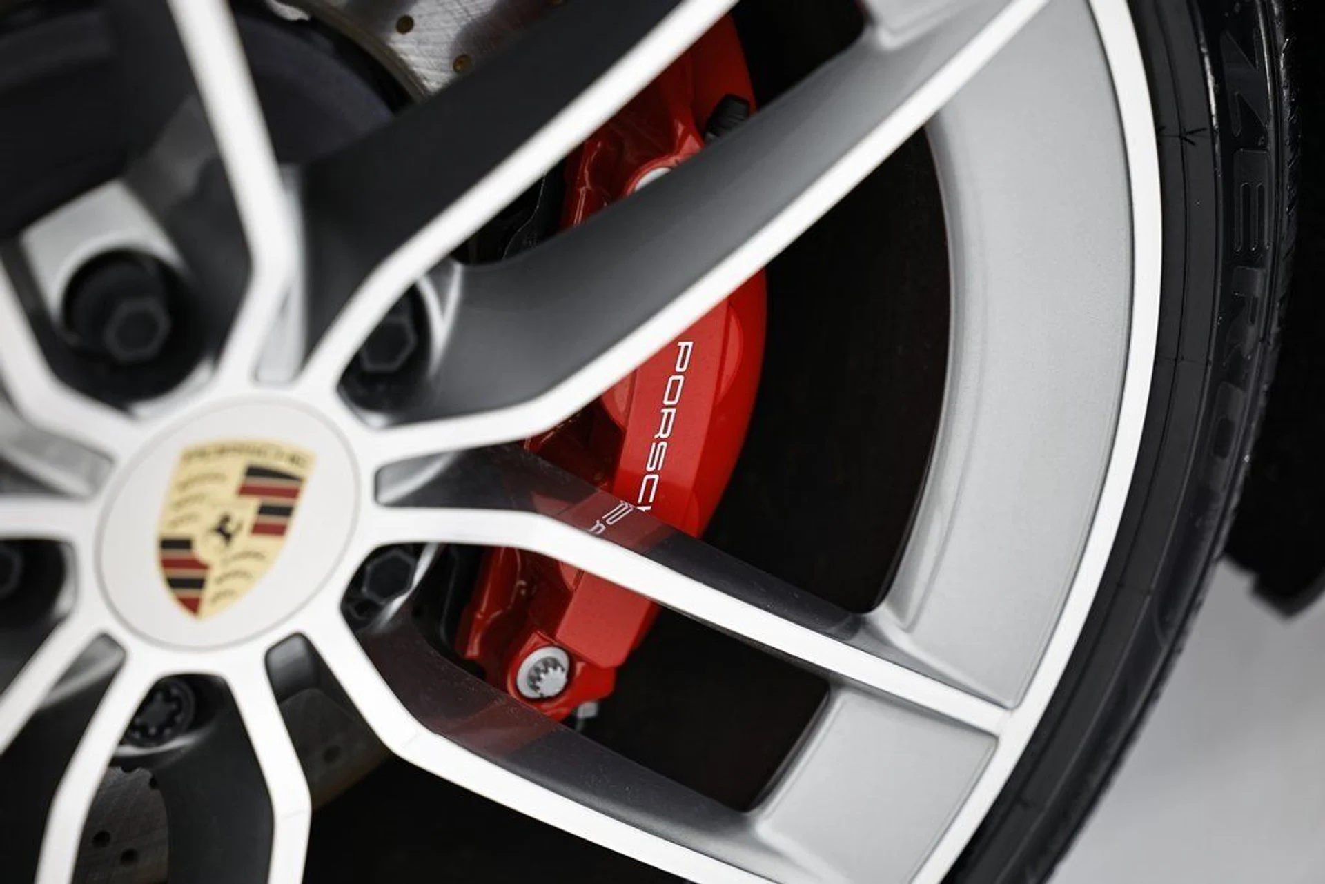 mph017_376356024_fa0fe39fe772f0115800fa64954e5ec5_6541860d00