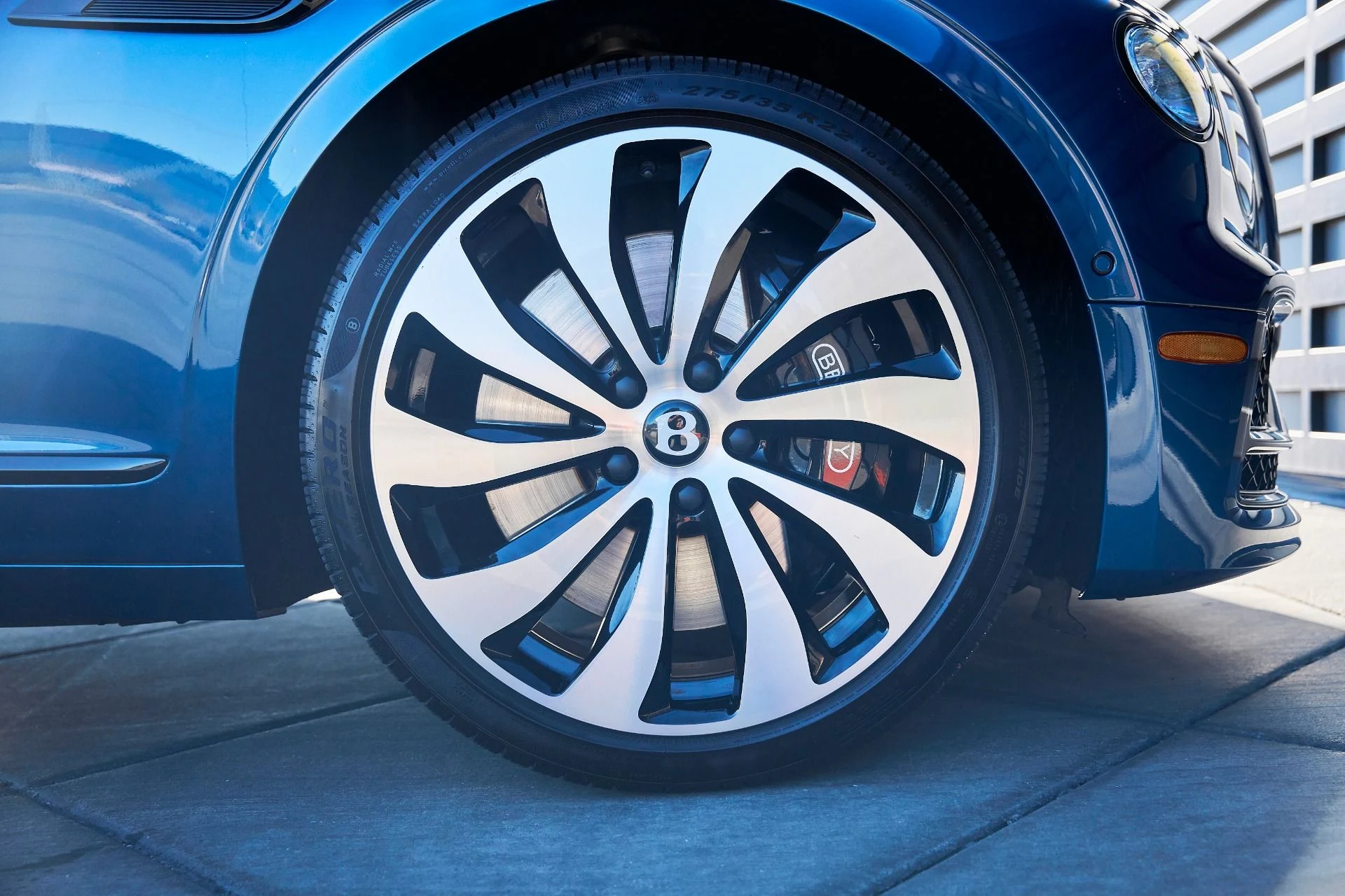 mph017_3763863618_Used_2024_Bentley_Flying_Spur_Mulliner_V8_1768876553_a6de8718e9