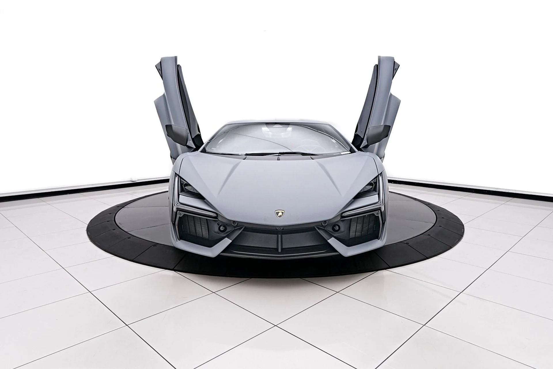 mph017_376978863_Used_2024_Lamborghini_Revuelto_Base_1732929046_9cd0562757