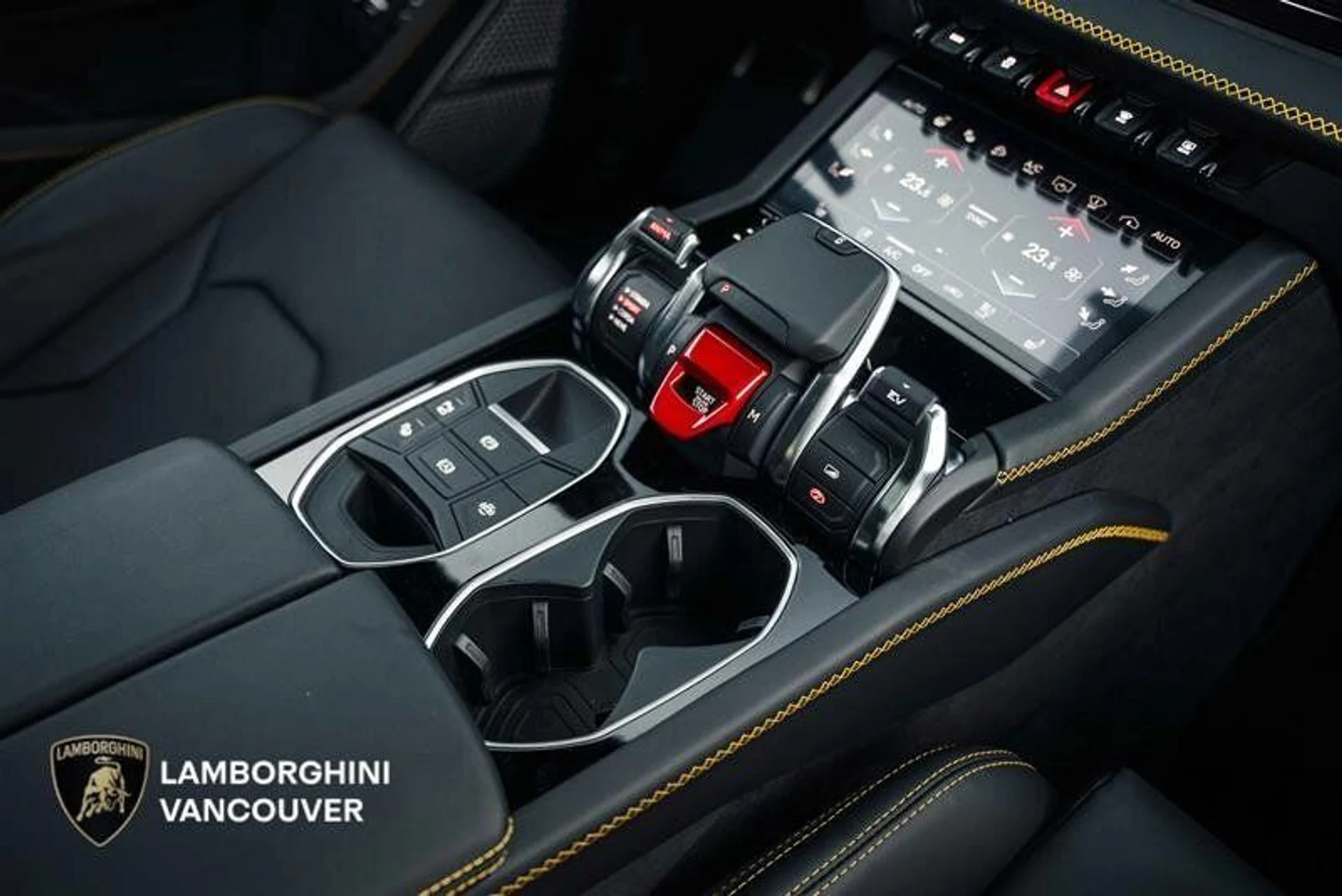 mph017_3770292825_39069072_05596_2025_lamborghini_urus_018_f382589a4b