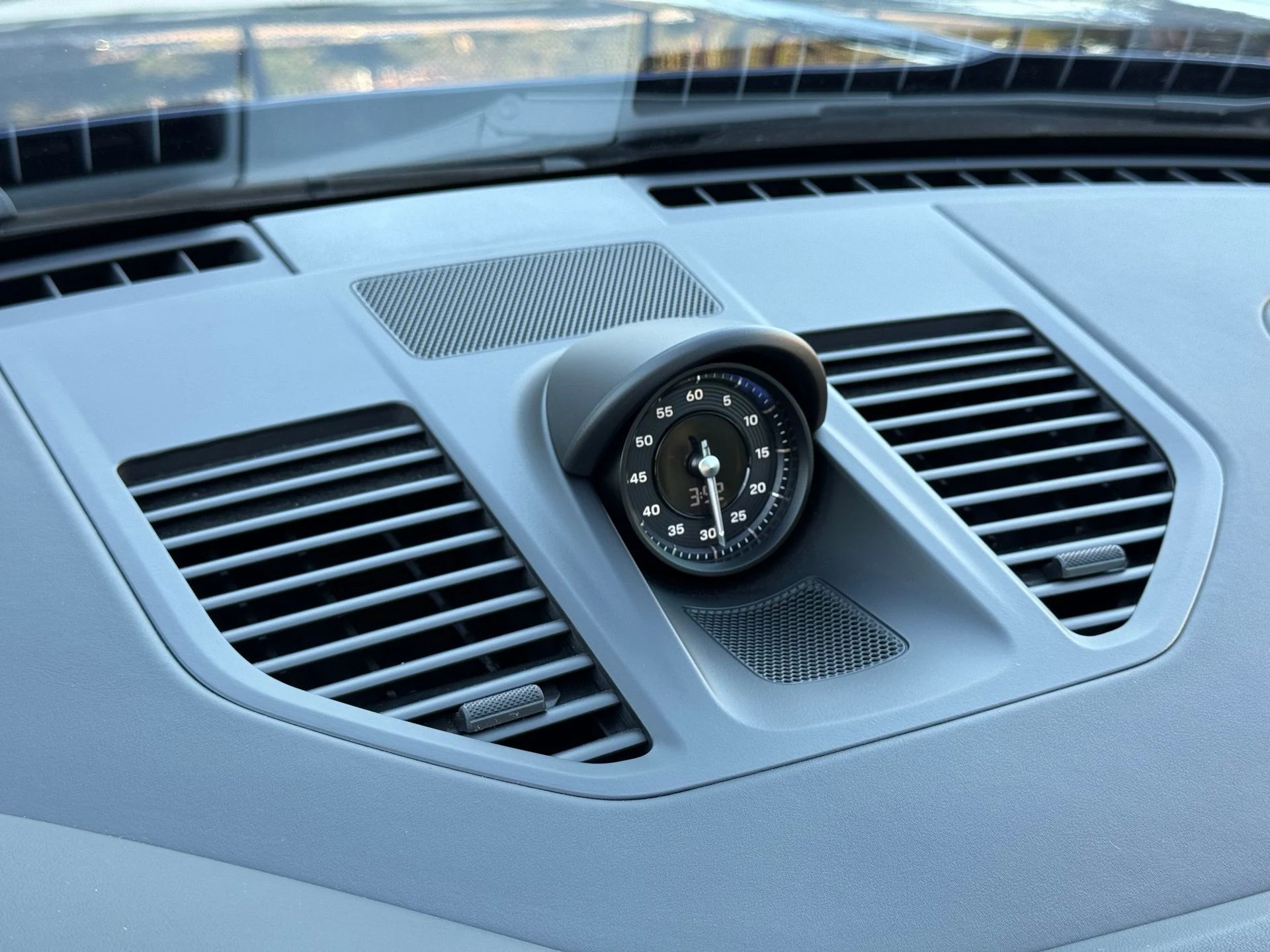 mph017_3777598450_6e9f013be51c15131894e425bdeadce3_cdce16389f