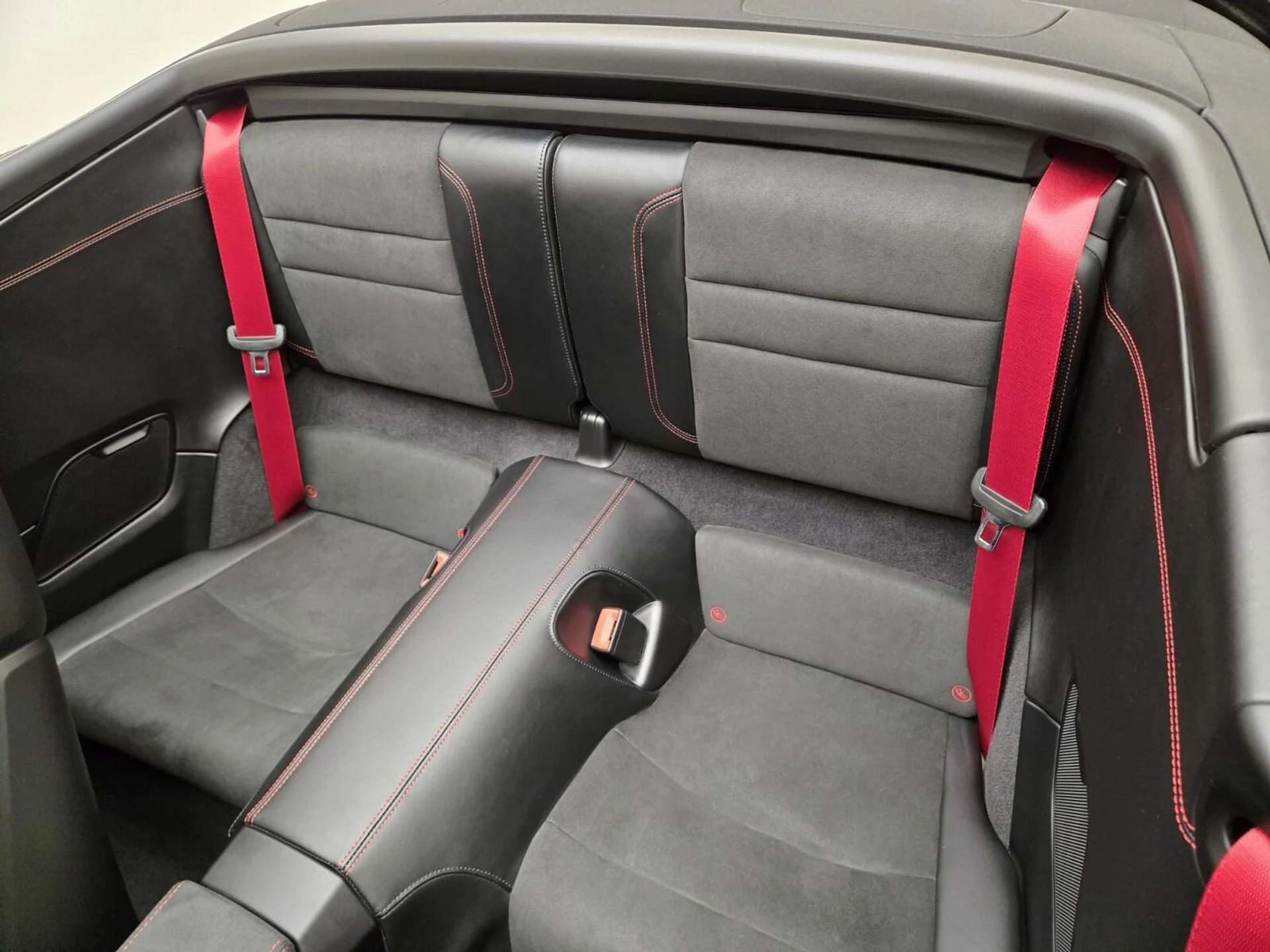 mph017_3784578484_Used_2023_Porsche_911_Carrera_4_GTS_1767422883_3eb6b779c1