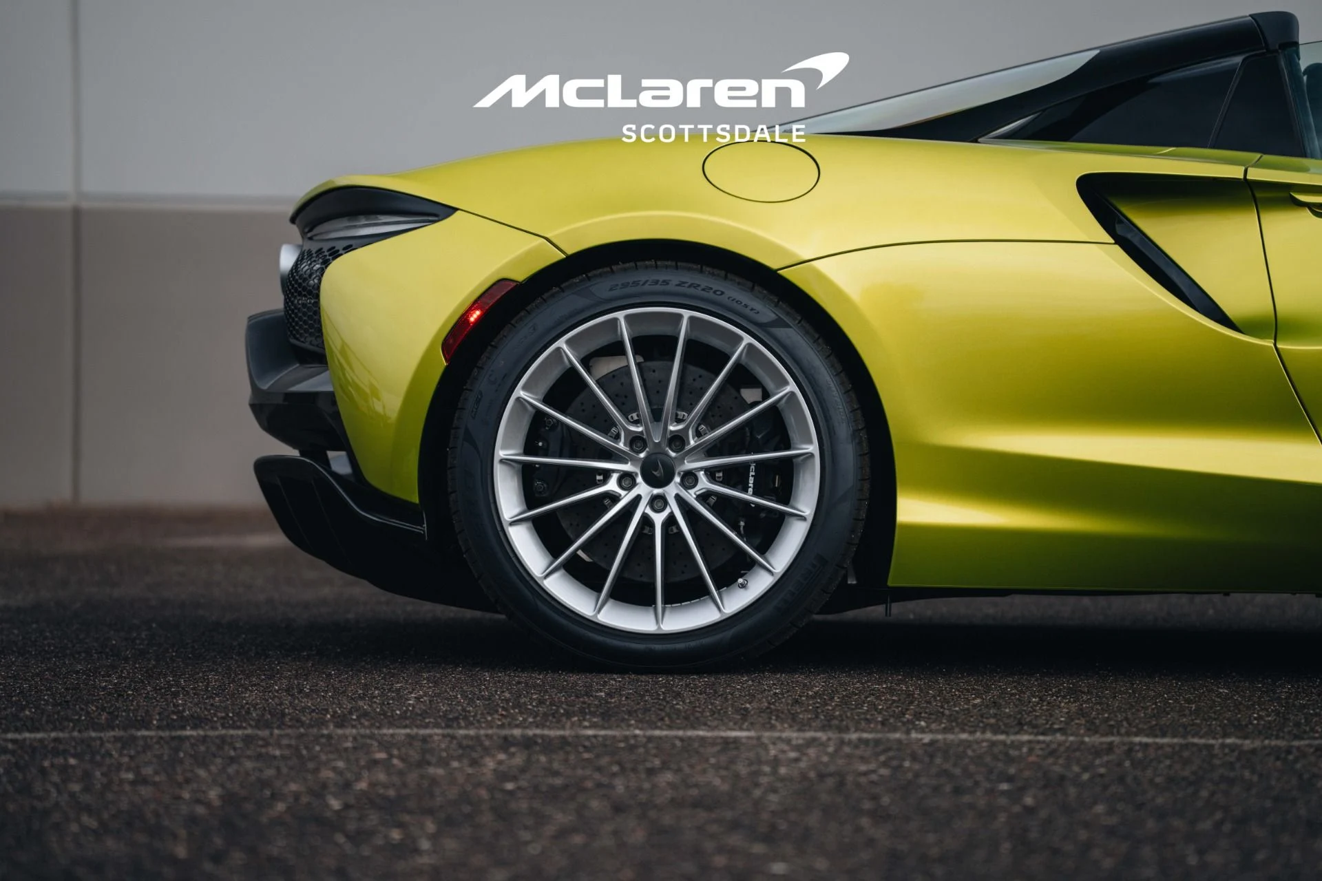 mph017_3794630153_Used_2025_MCLAREN_ARTURA_1738446546_9551a3bd04