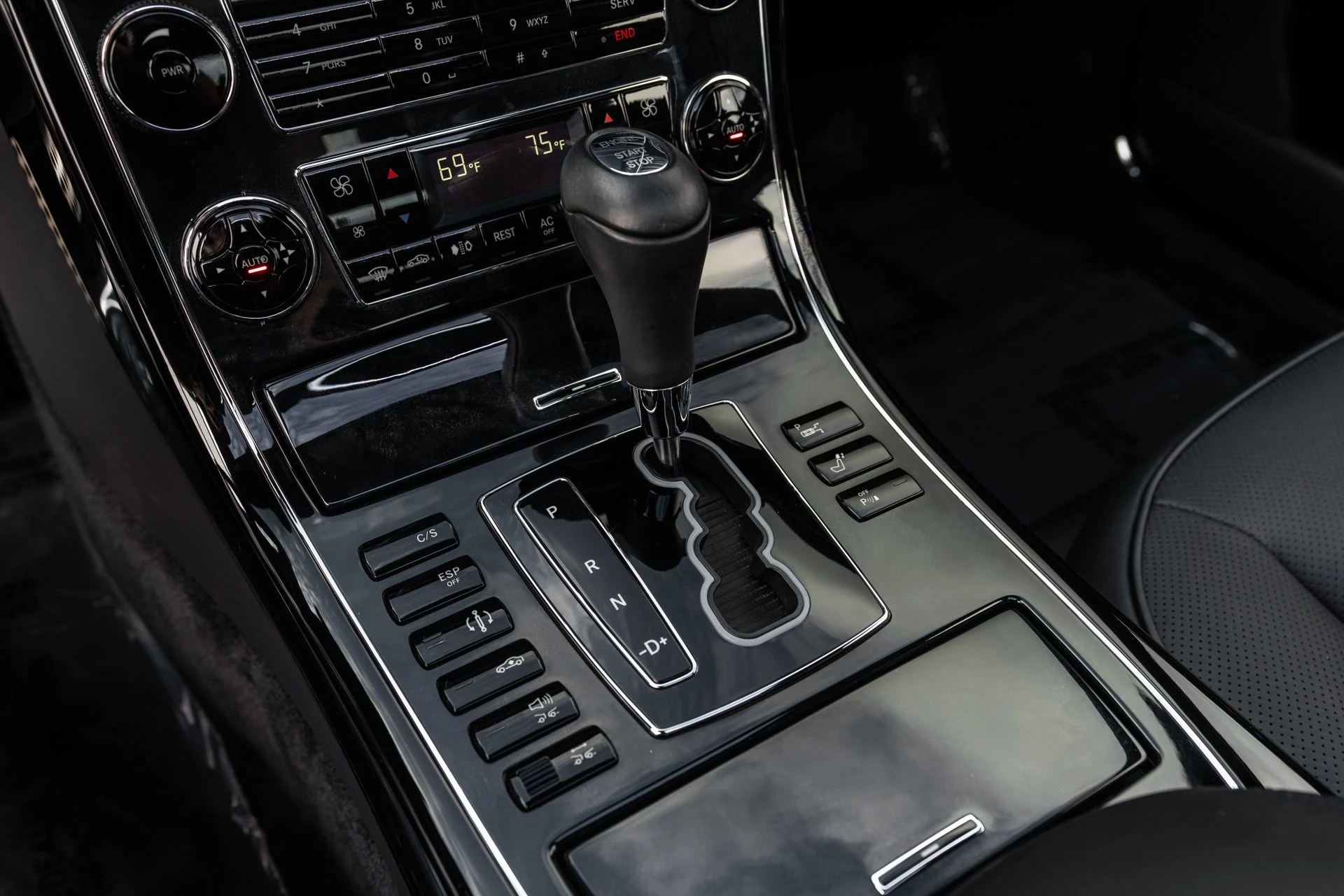 mph017_3796025180_11544_p18_l_fdb26cd425