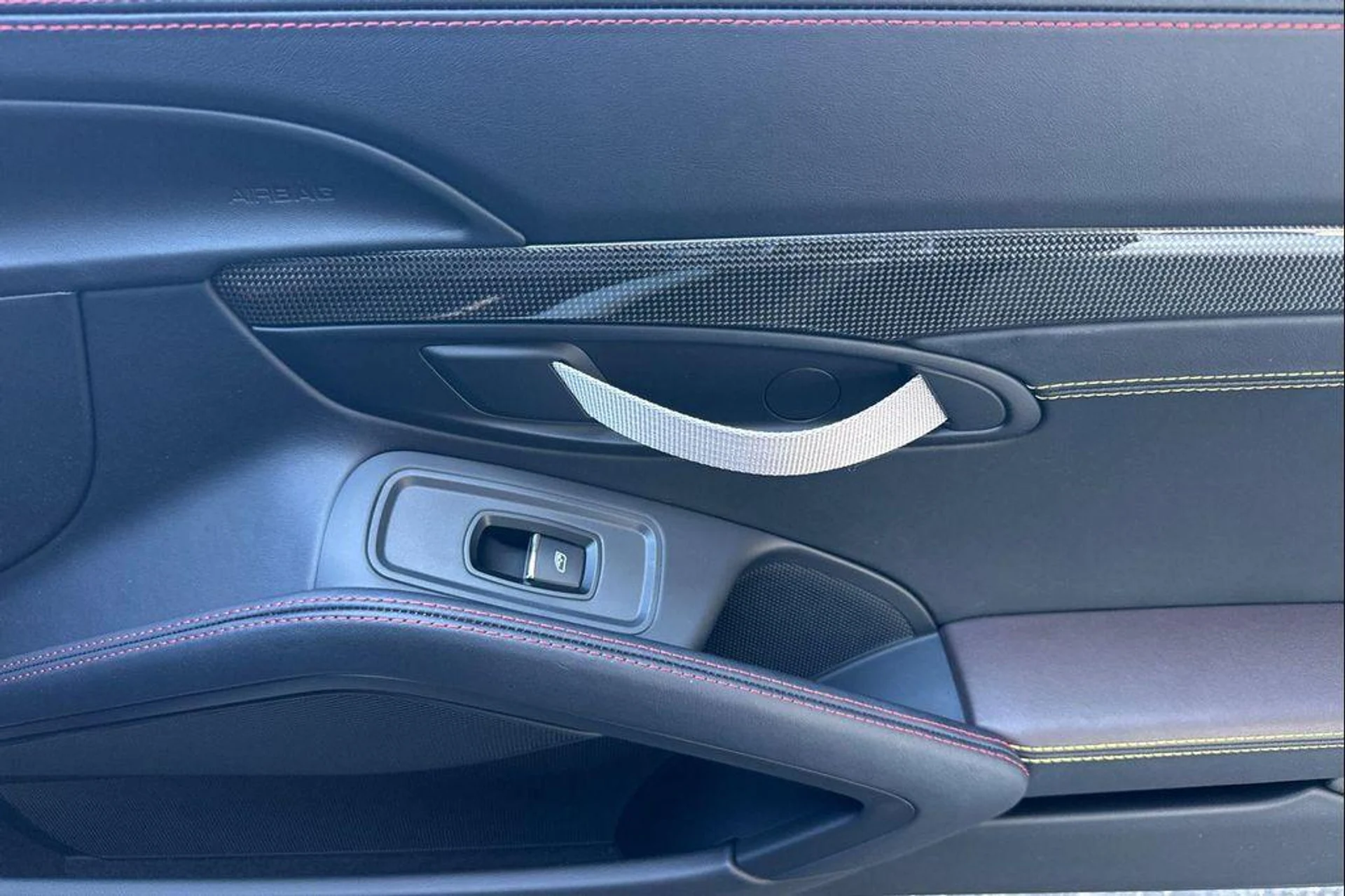 mph017_3796910141_b_G3m_A9_Zub_Yk_DXT_Esb1_LY_QI_47yw_e514447466