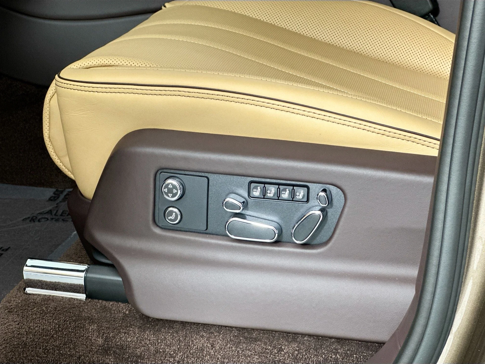 mph017_3797527009_18_59ffccfbb1