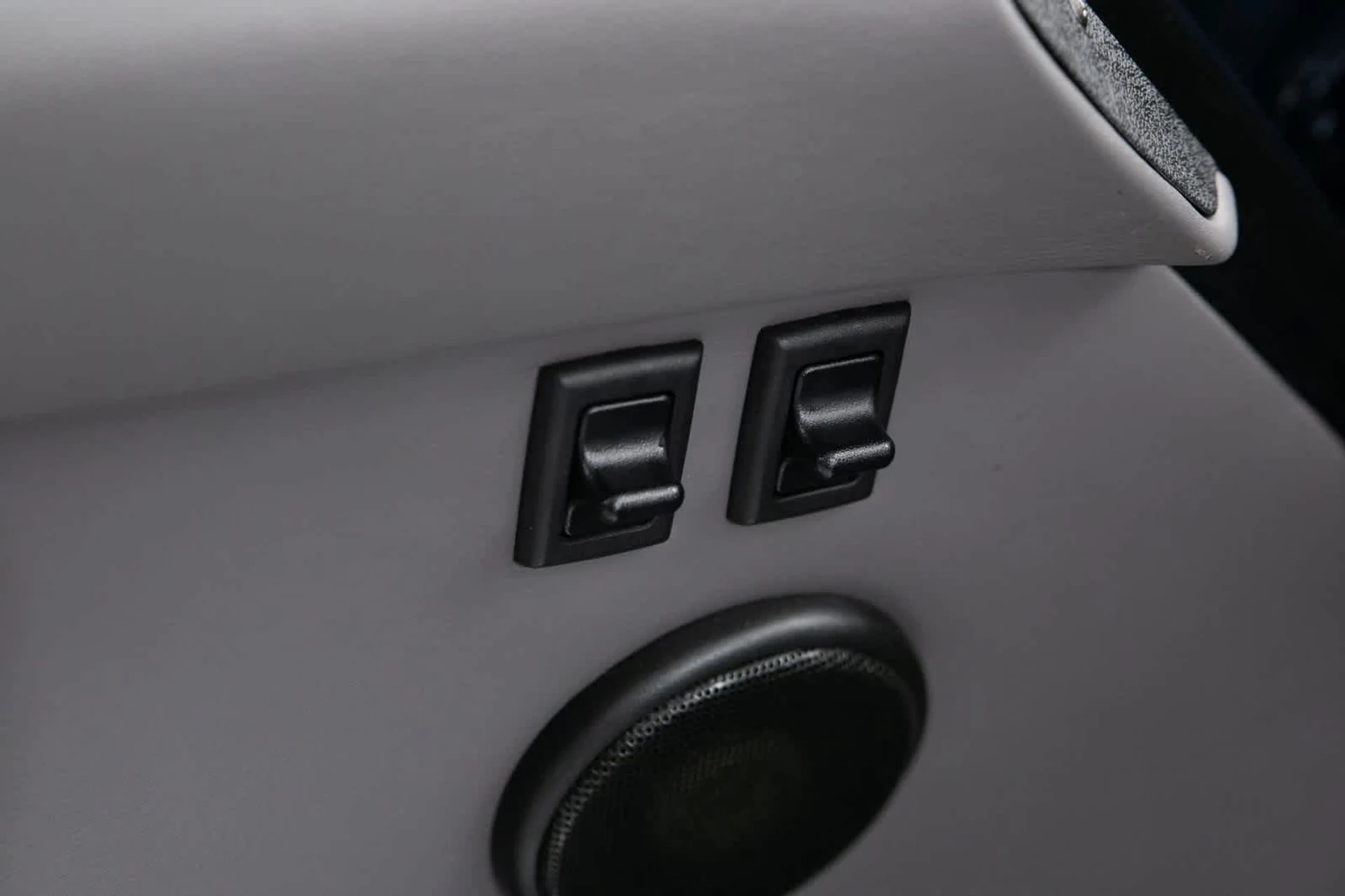 mph017_380295706_229dd3633da2bca8c243d30ed7ab10bcx_d022712d89