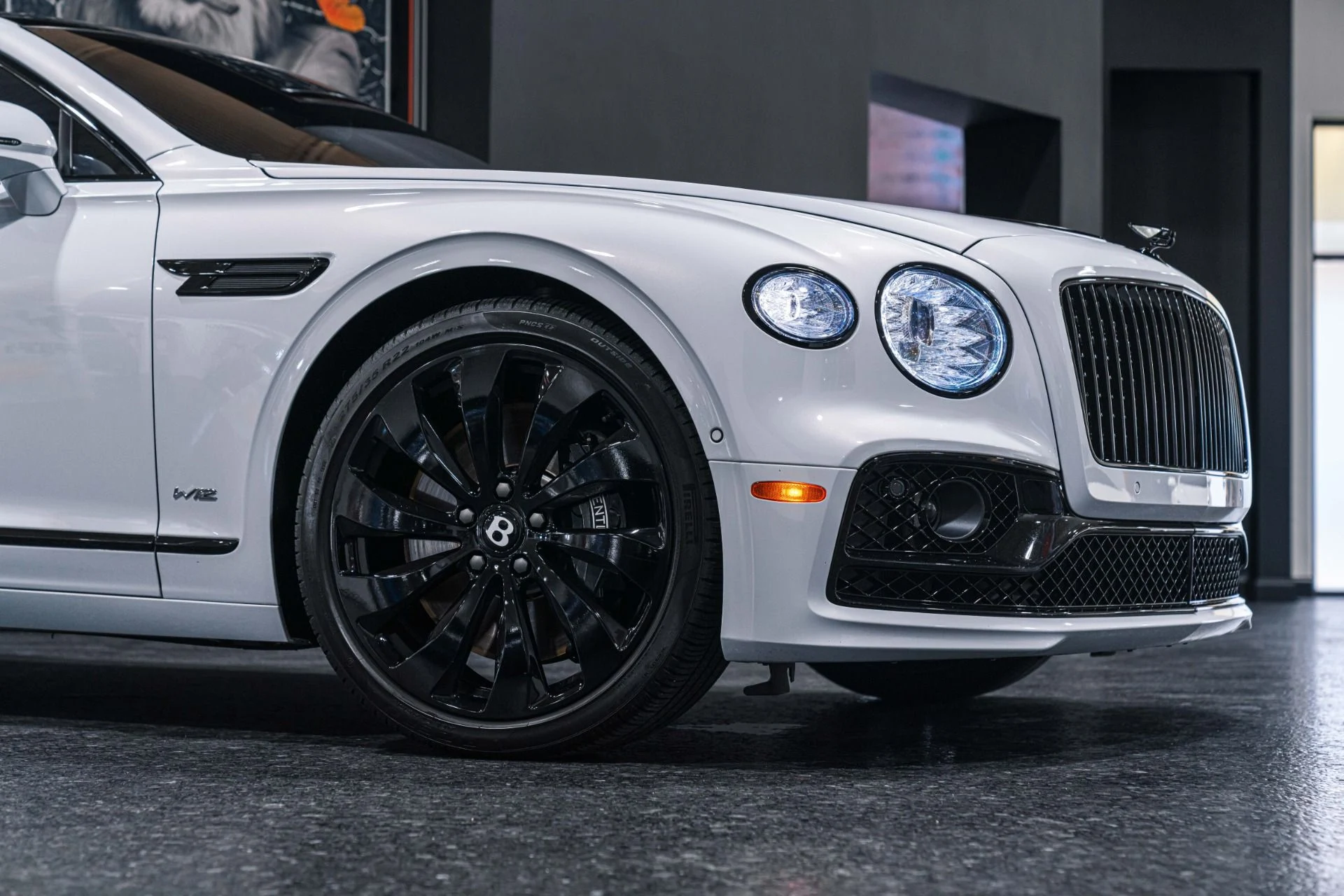 mph017_381015608_Used_2020_Bentley_Flying_Spur_W12_First_Edition_in_Ice_White_w_342_K_MSRP_Mulliner_Driving_Spec_1759443355_7acde0879d