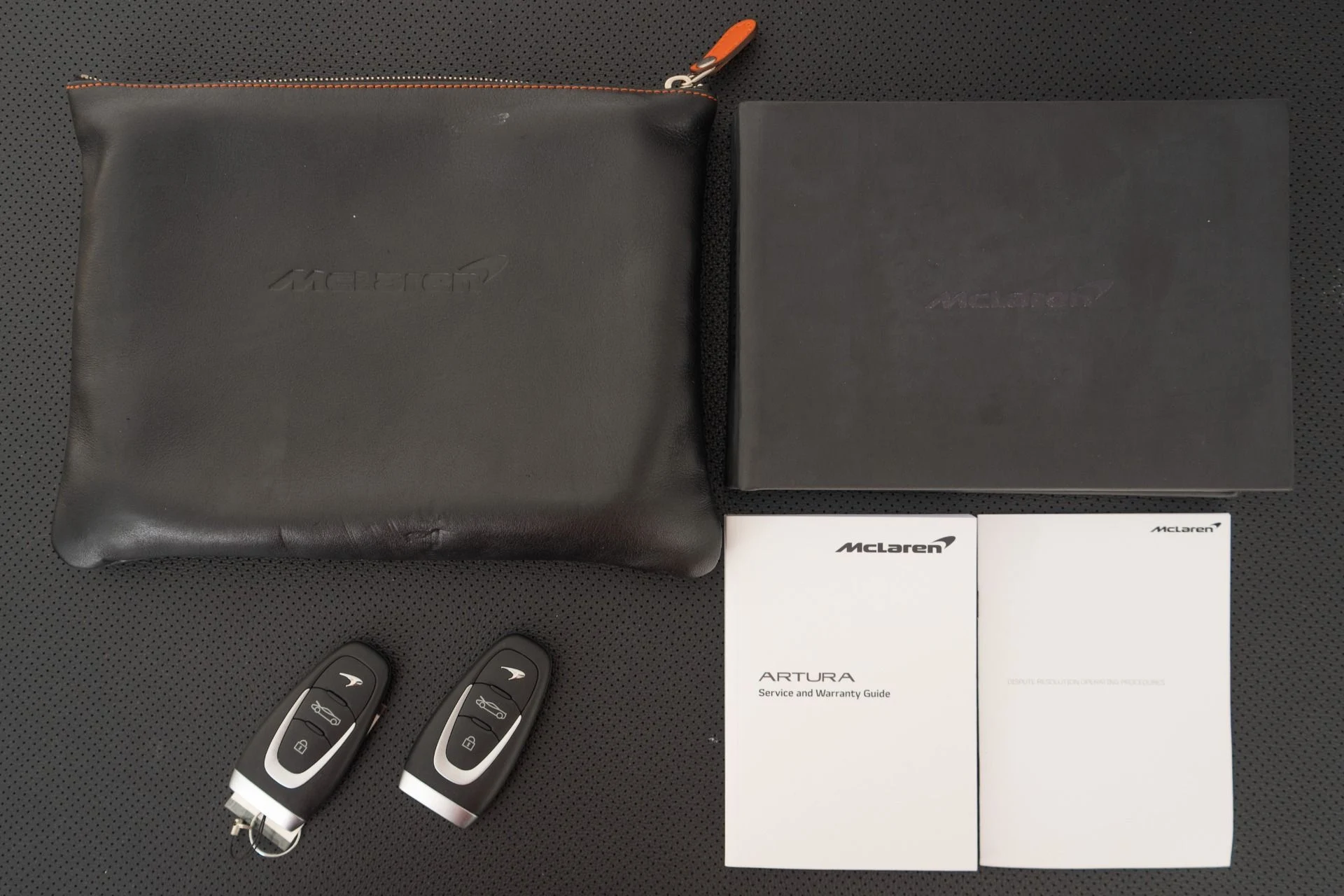 mph017_3813137020_Used_2023_Mc_Laren_Artura_1776720218_6b2c1907d3