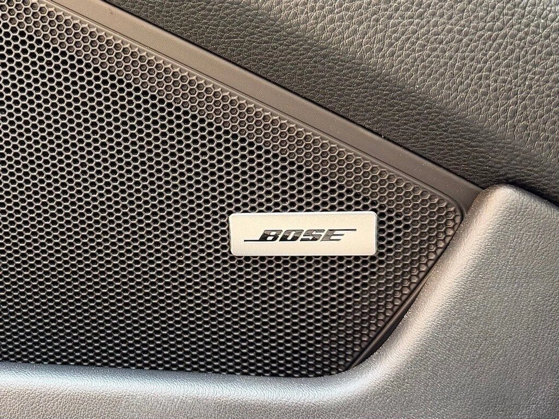 mph017_3816194050_2813f0268260b654807528717b866533x_5fc10bcba6