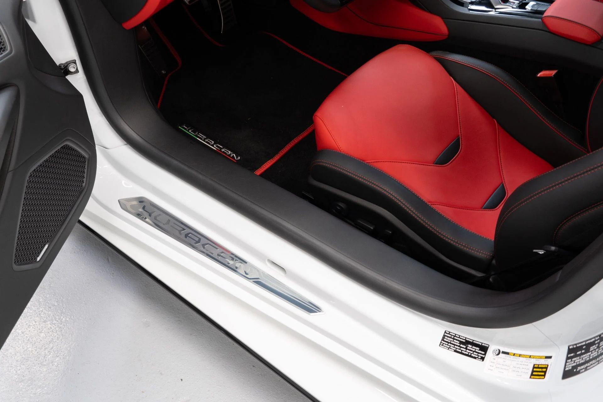 mph017_3817701988_Used_2020_Lamborghini_Huracan_EVO_1742506044_f51e28918d