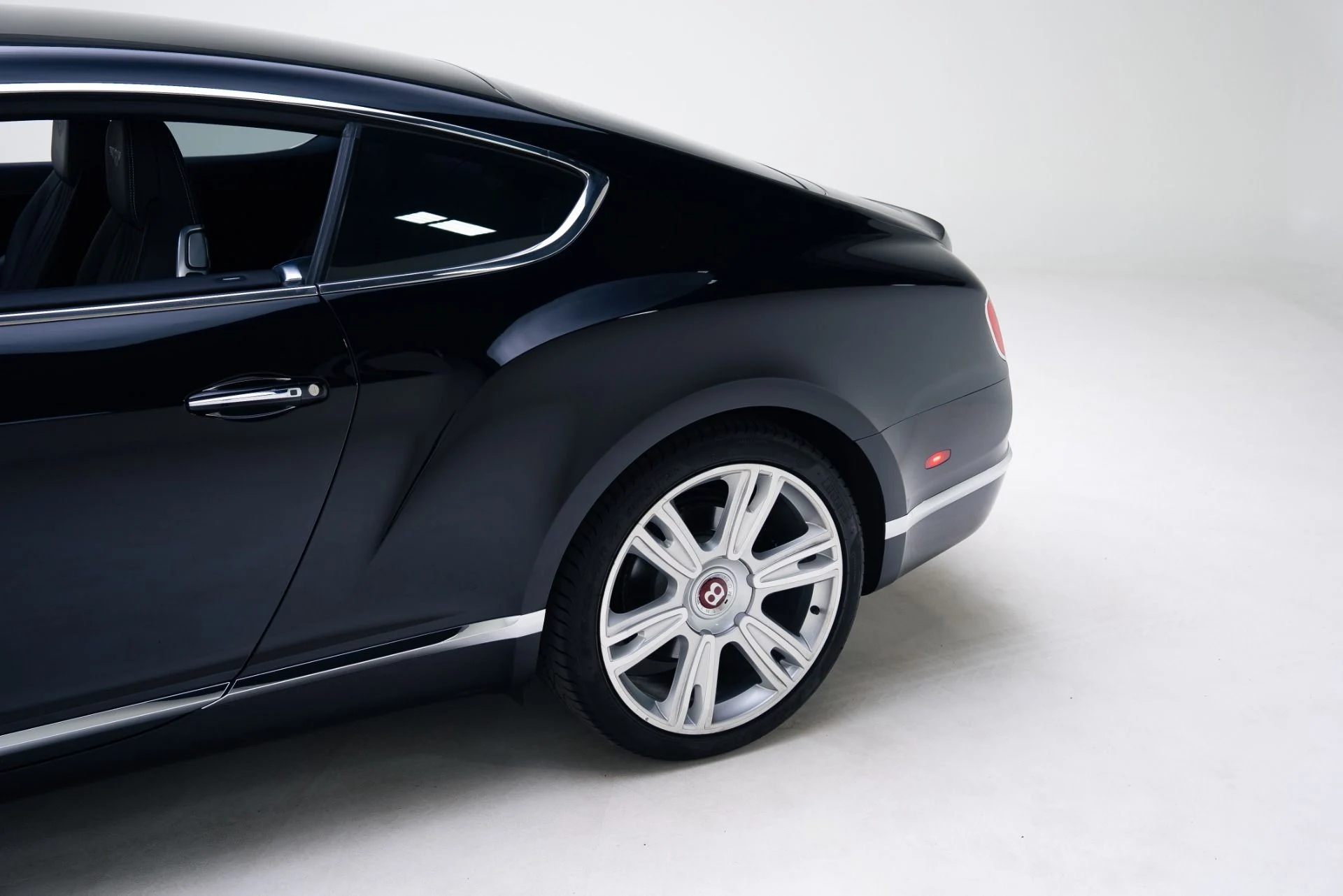 mph017_3819190029_Used_2017_Bentley_Continental_GT_V8_1768413711_6700c172b0