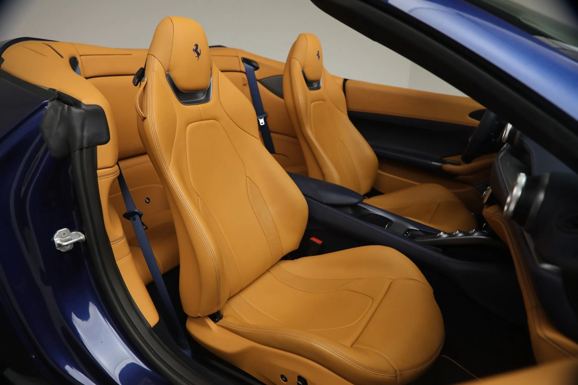 mph017_383083081_Used_2022_Ferrari_Portofino_M_1773319961_da572ef3f3