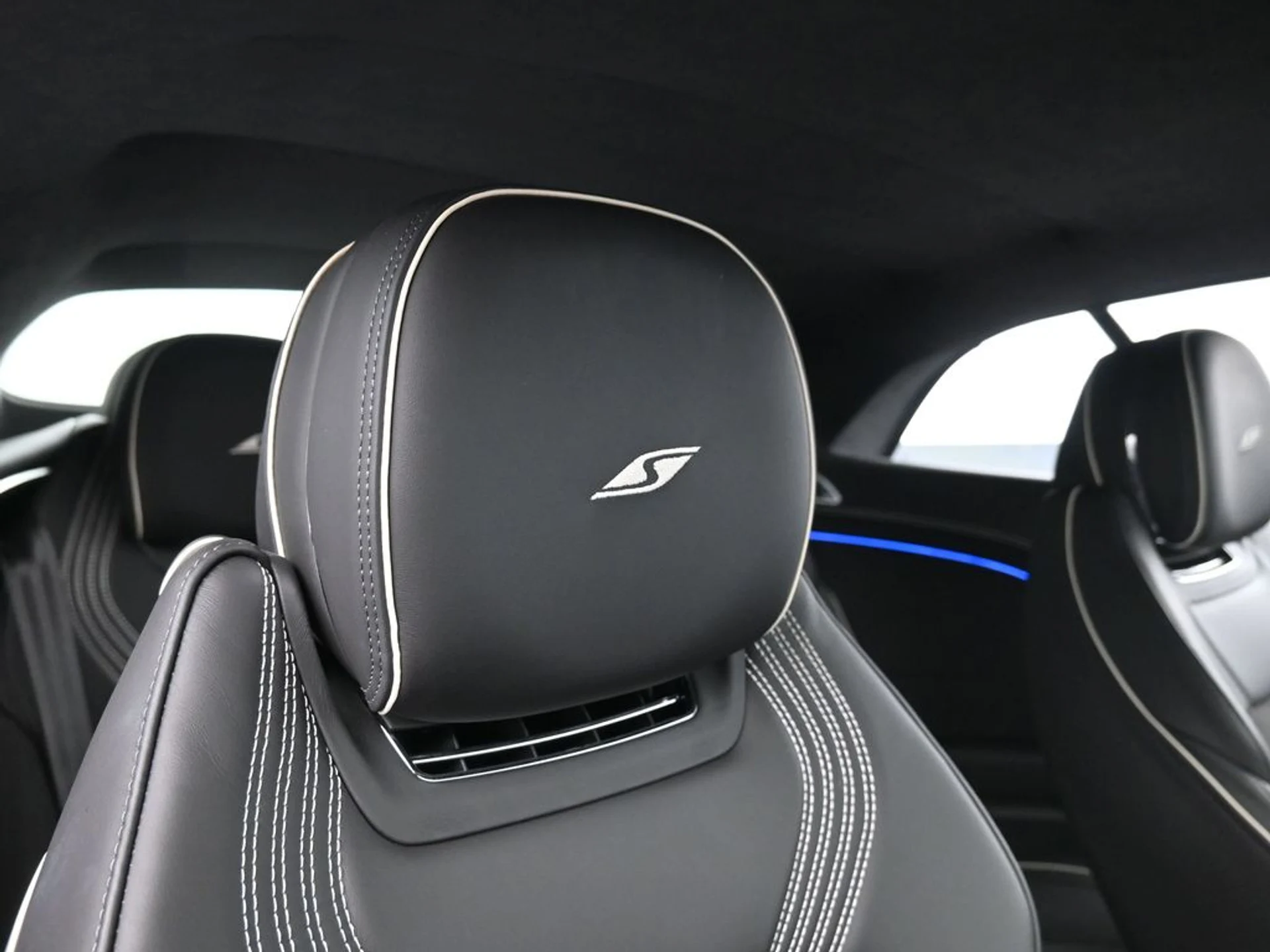 mph017_3831930927_0ec0853739aa81d6e076626a800dbd5ex_258d2f2aed