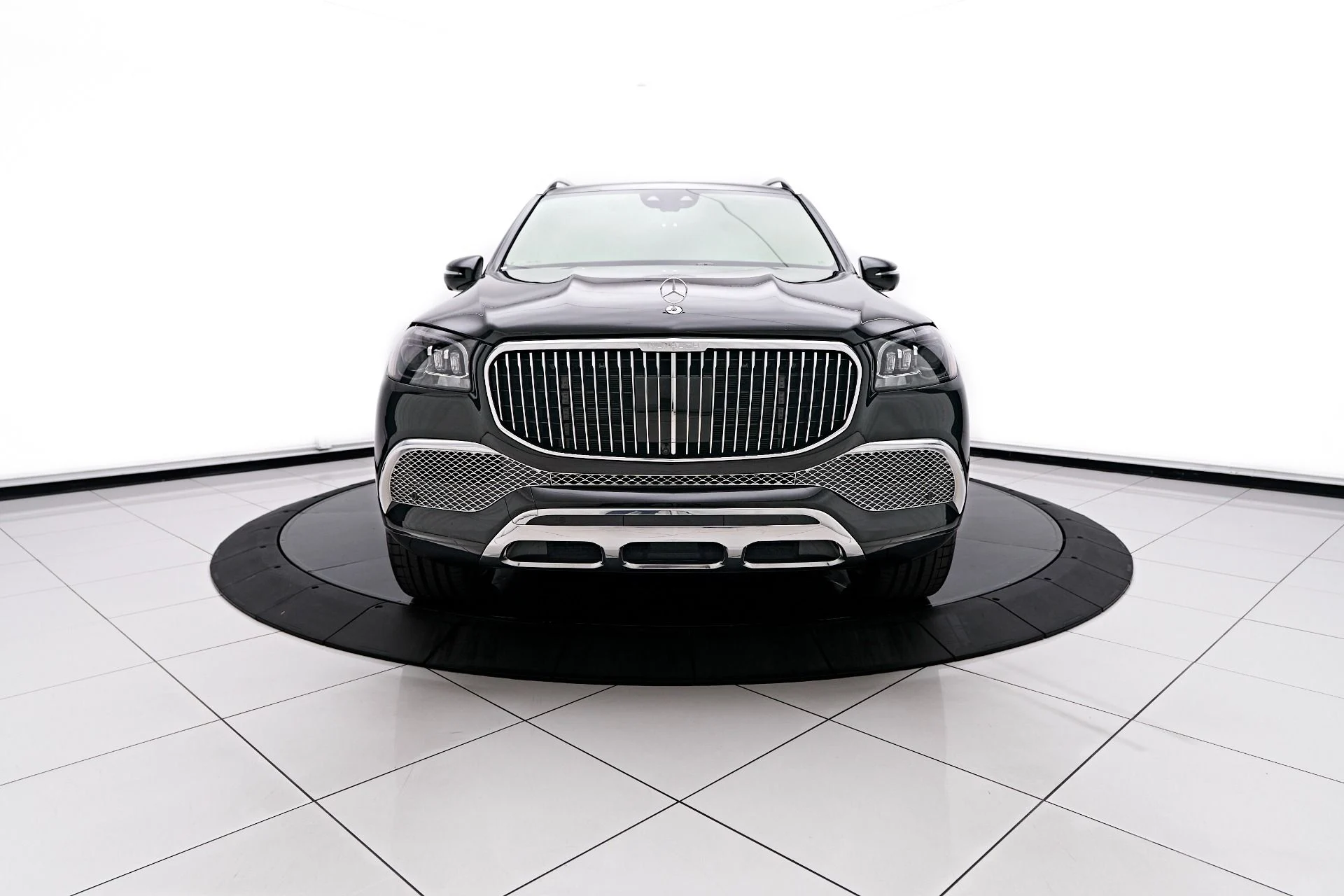 mph017_3831964242_Used_2022_Mercedes_Benz_GLS_Maybach_GLS_600_1747446181_9de74b5d3a