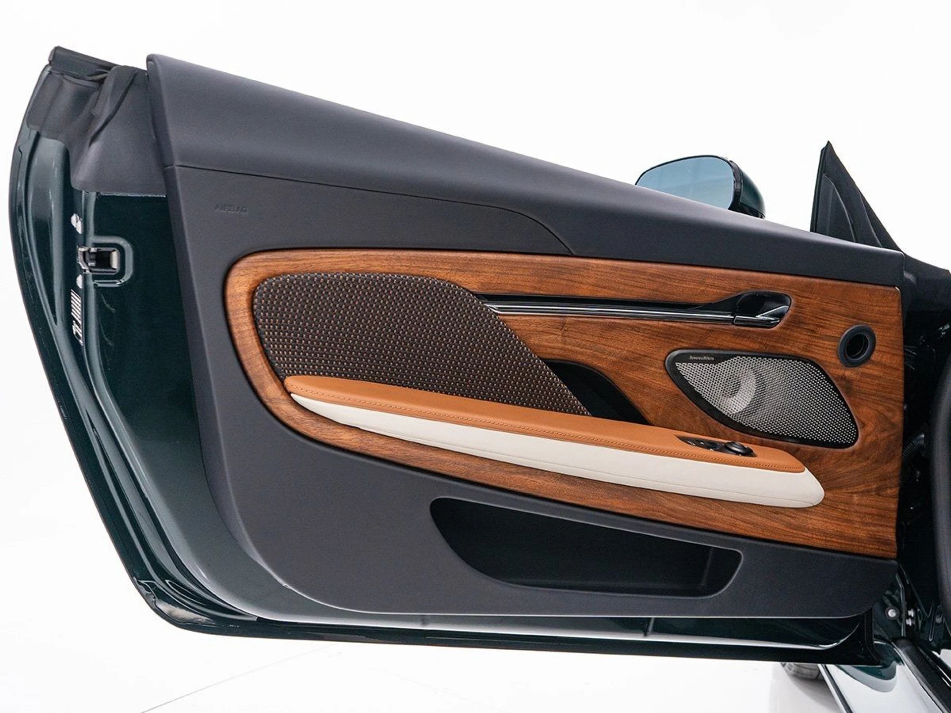 mph017_3833253659_034a8a7e0b01c65292c601d5180ac8db_21d39b1d95