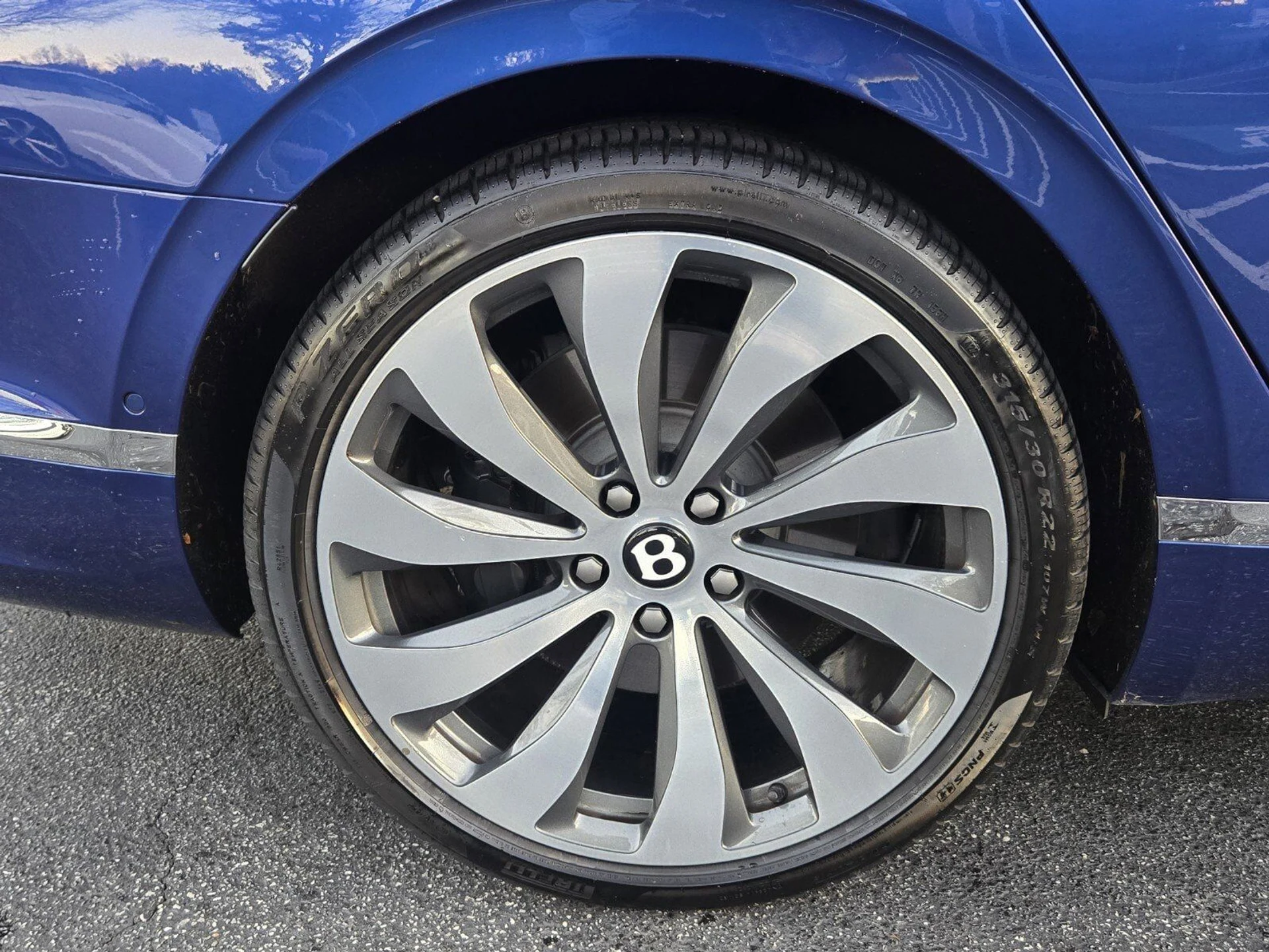 mph017_3849305618_e93a2e011fd1e473308d7a22f4bf74f0x_e256472069