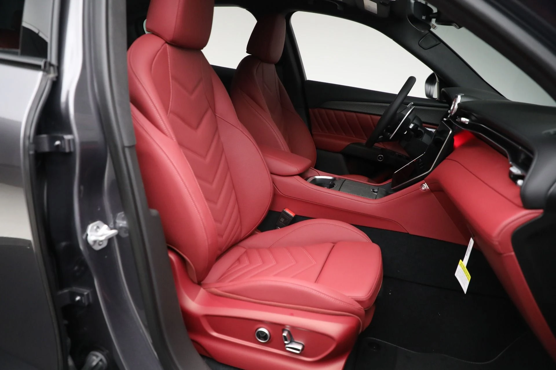 mph017_3854512569_New_2025_Maserati_Grecale_Trofeo_6b060bfbb2