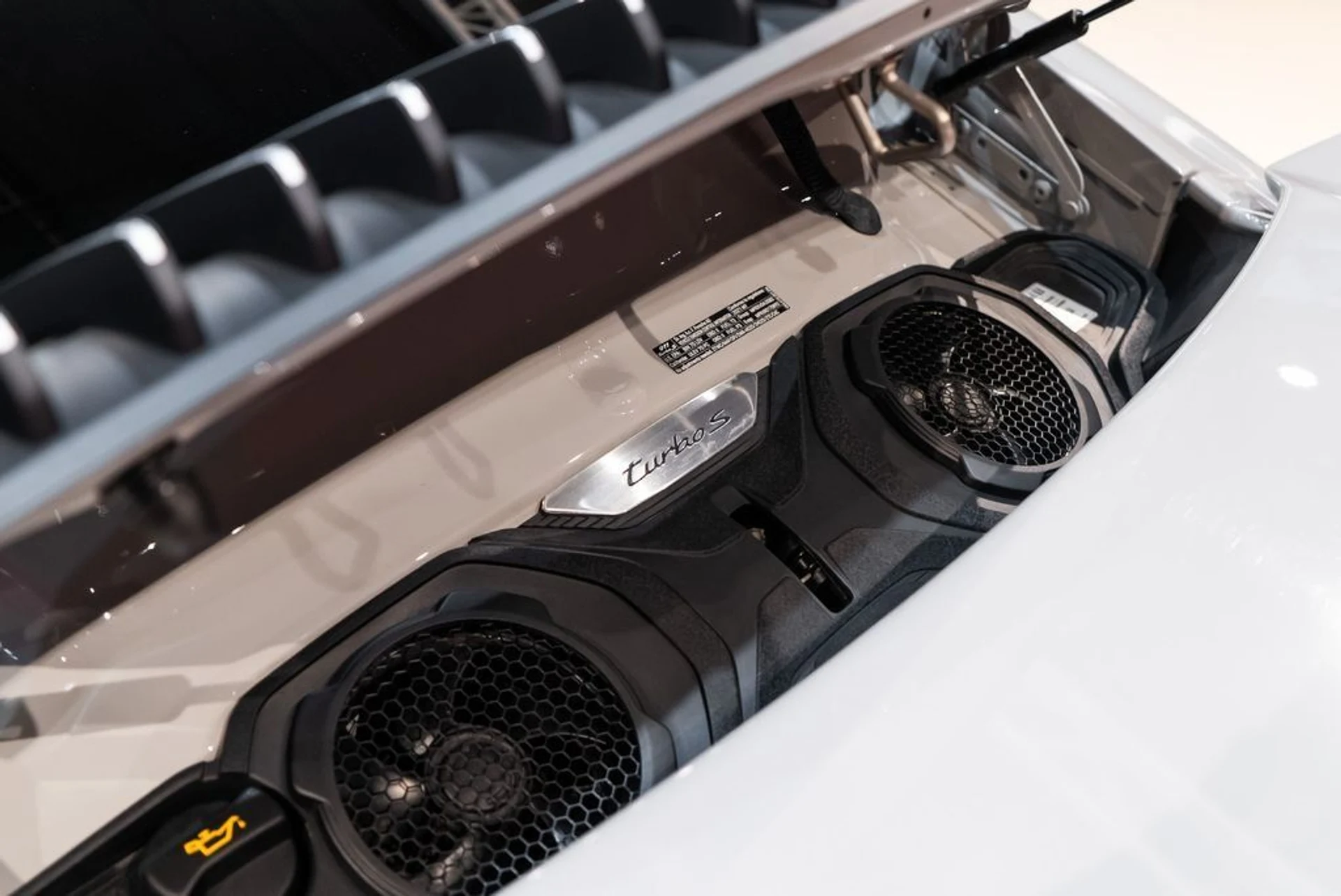 mph017_3861562688_f7336eed9a0ebcf10506b5ca1618d40d_327adc0283