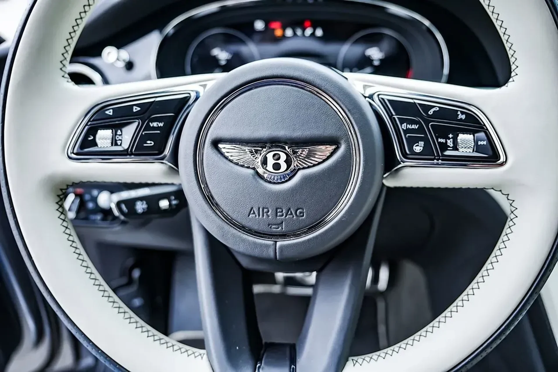 mph017_3864740842_0ff0bd7aca1d4657a8c2932a0755eee1_a738f822d7