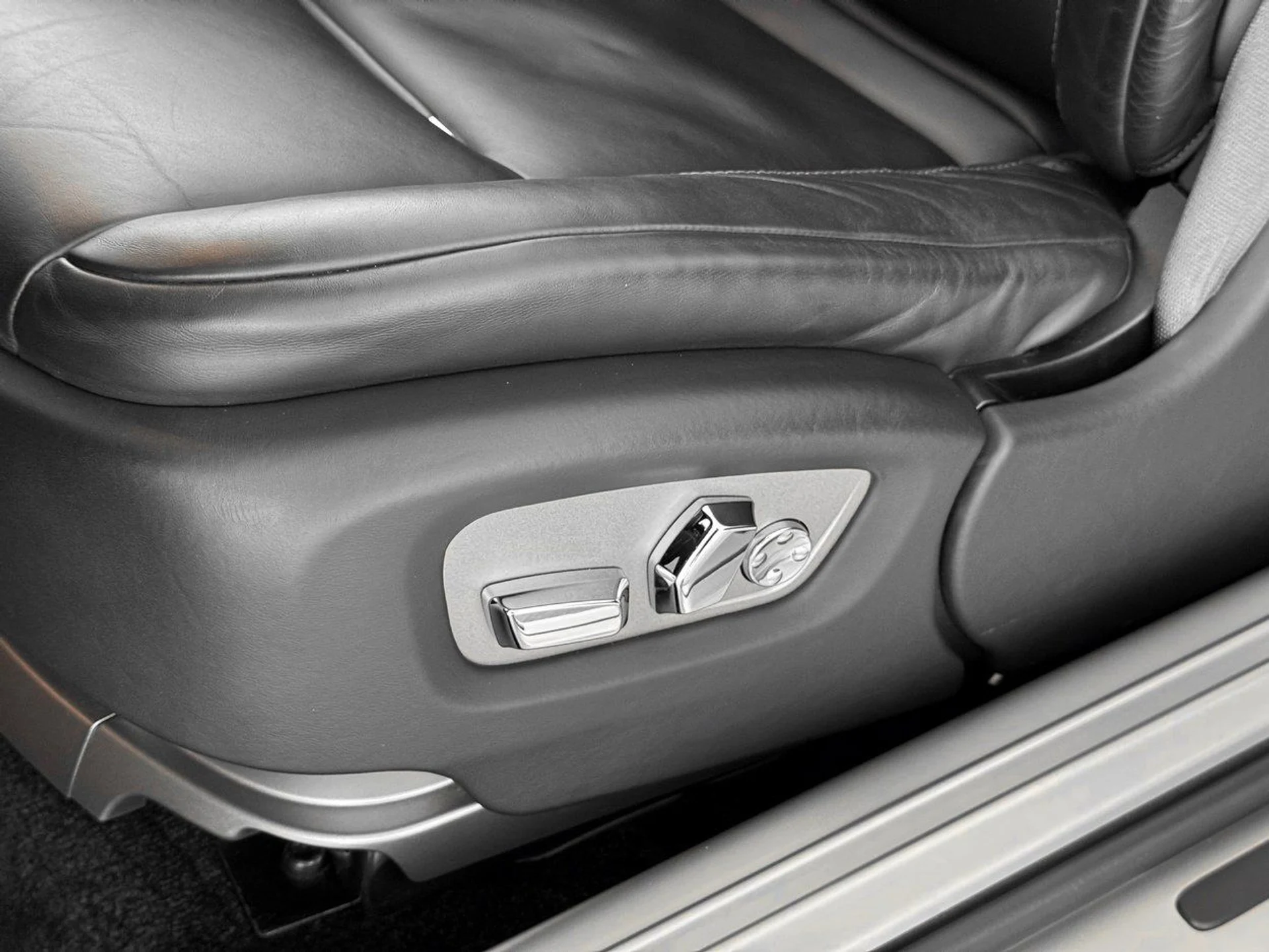 mph017_3870532719_dbcbb4e253804a9999e68a1d199090d6x_82f3df005a