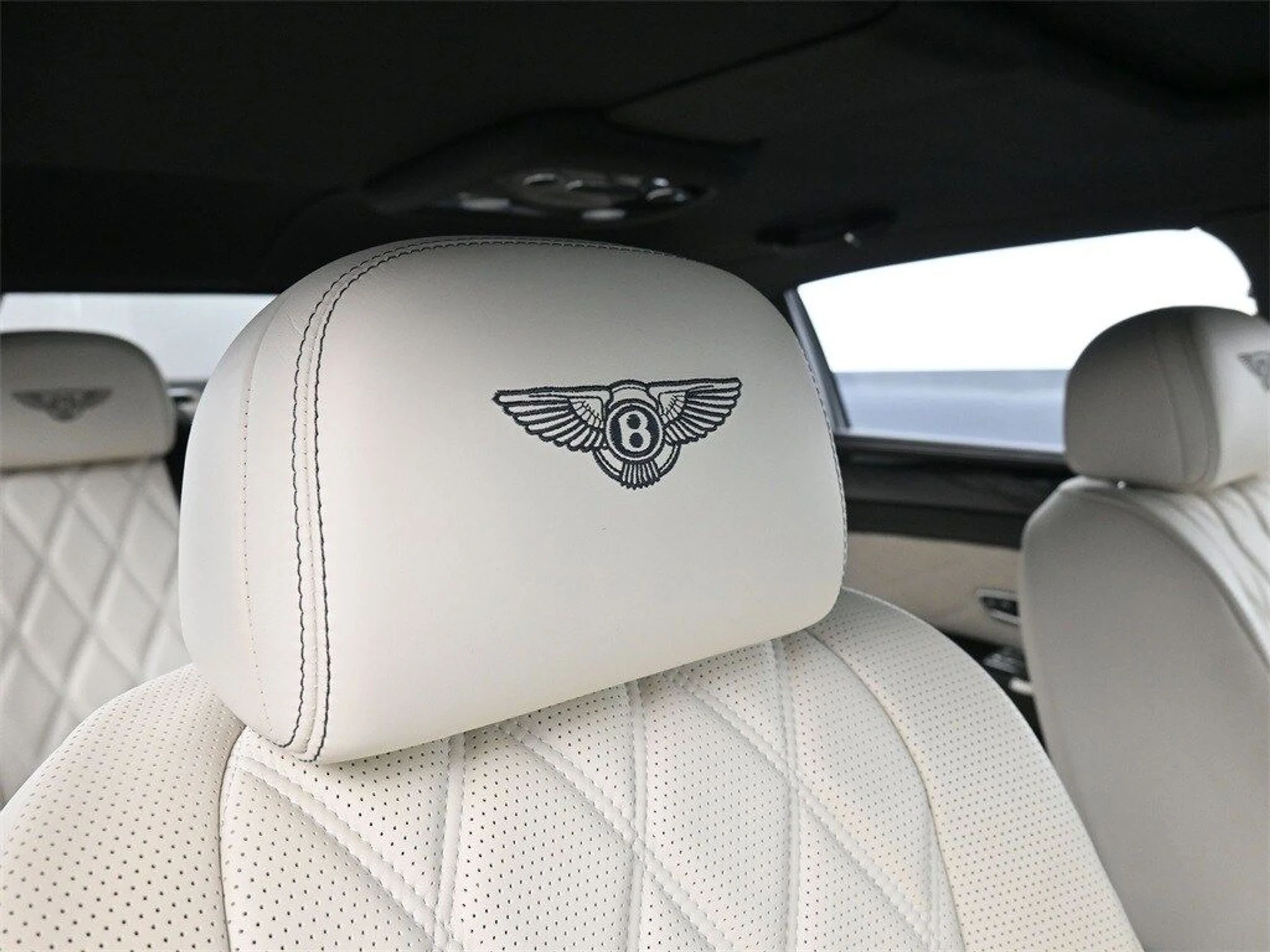 mph017_3872195958_da336ca26c431d144f2ced627967c1a2x_51b8bbe3b5