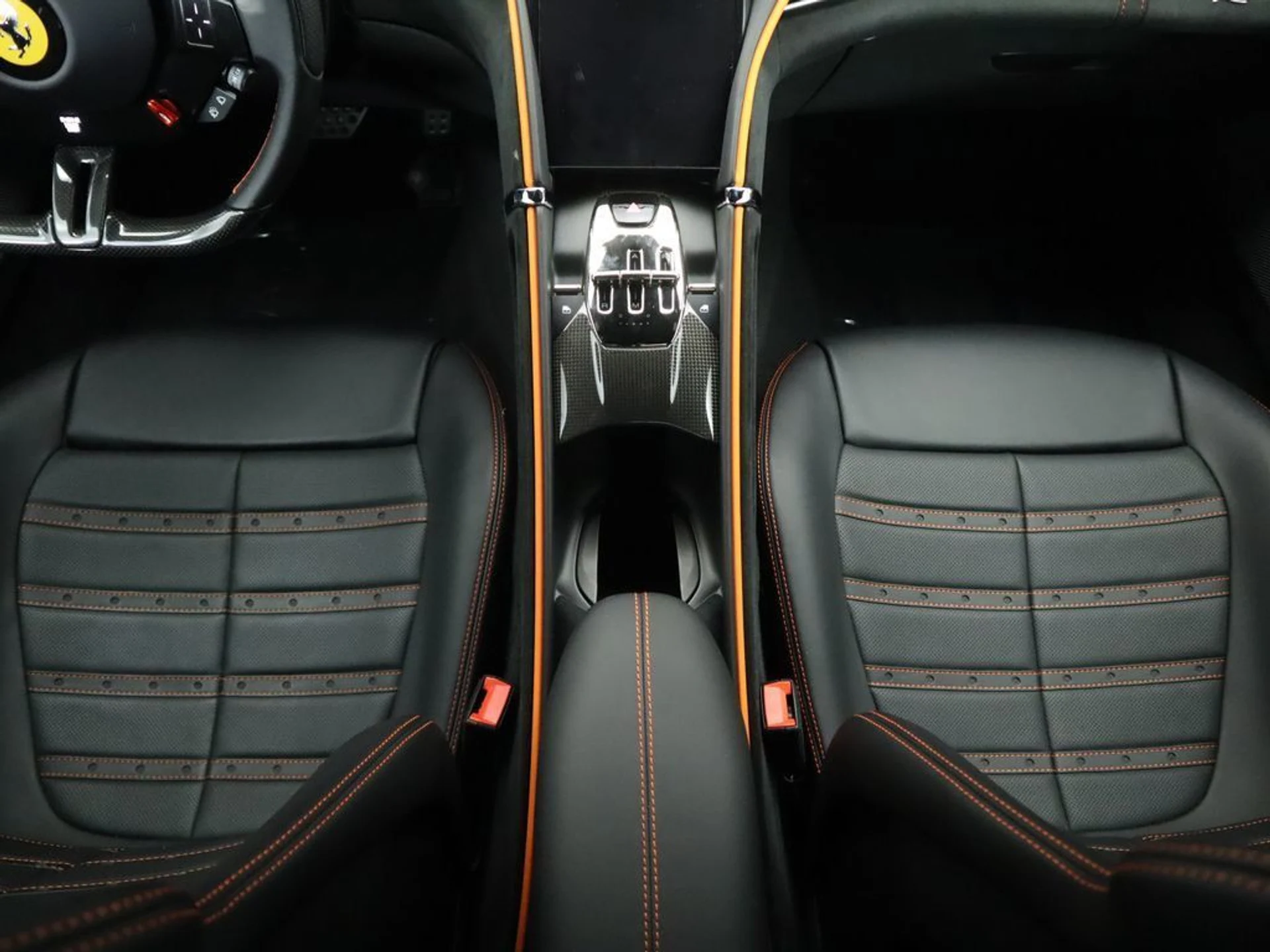 mph017_3874485354_used_2021_ferrari_roma_coupe_8119_22981330_18_1024_7aa6766f11