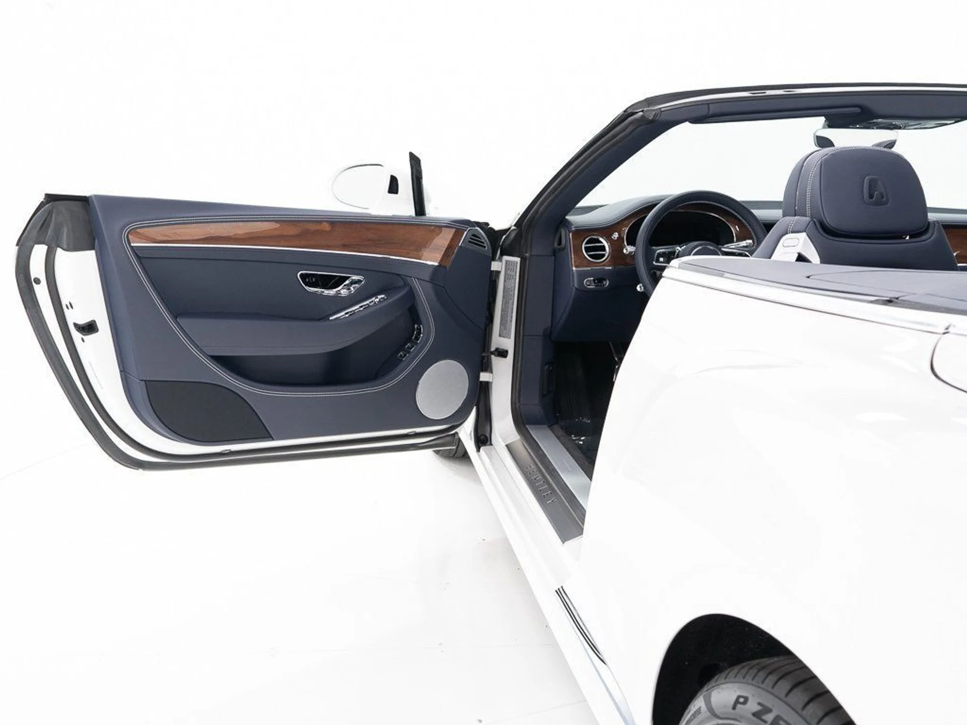 mph017_387495400_2aa3ea2f244be50afbd973a9aea75b1d_76646111dd