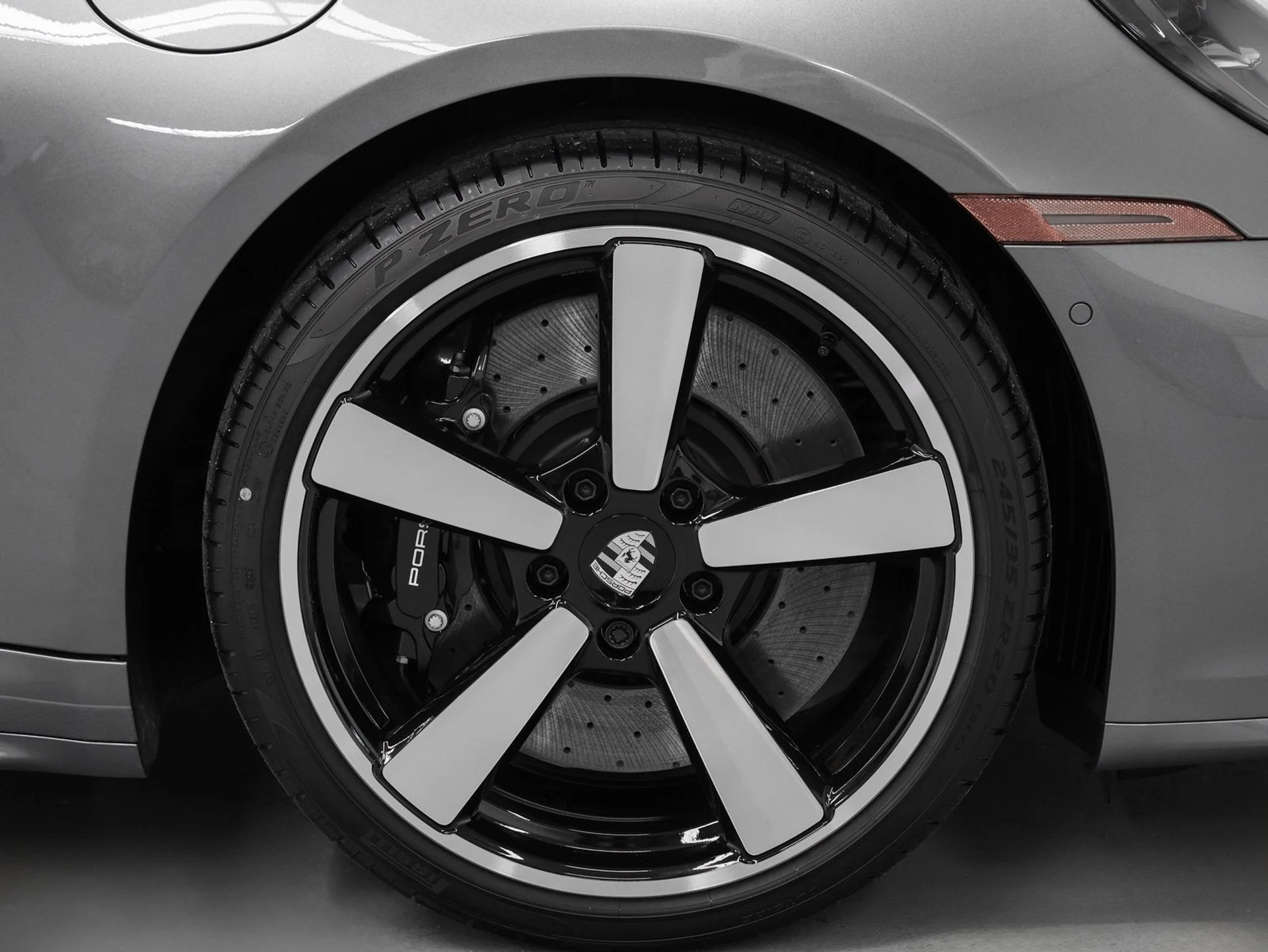 mph017_3876695705_18_5b78ca1191