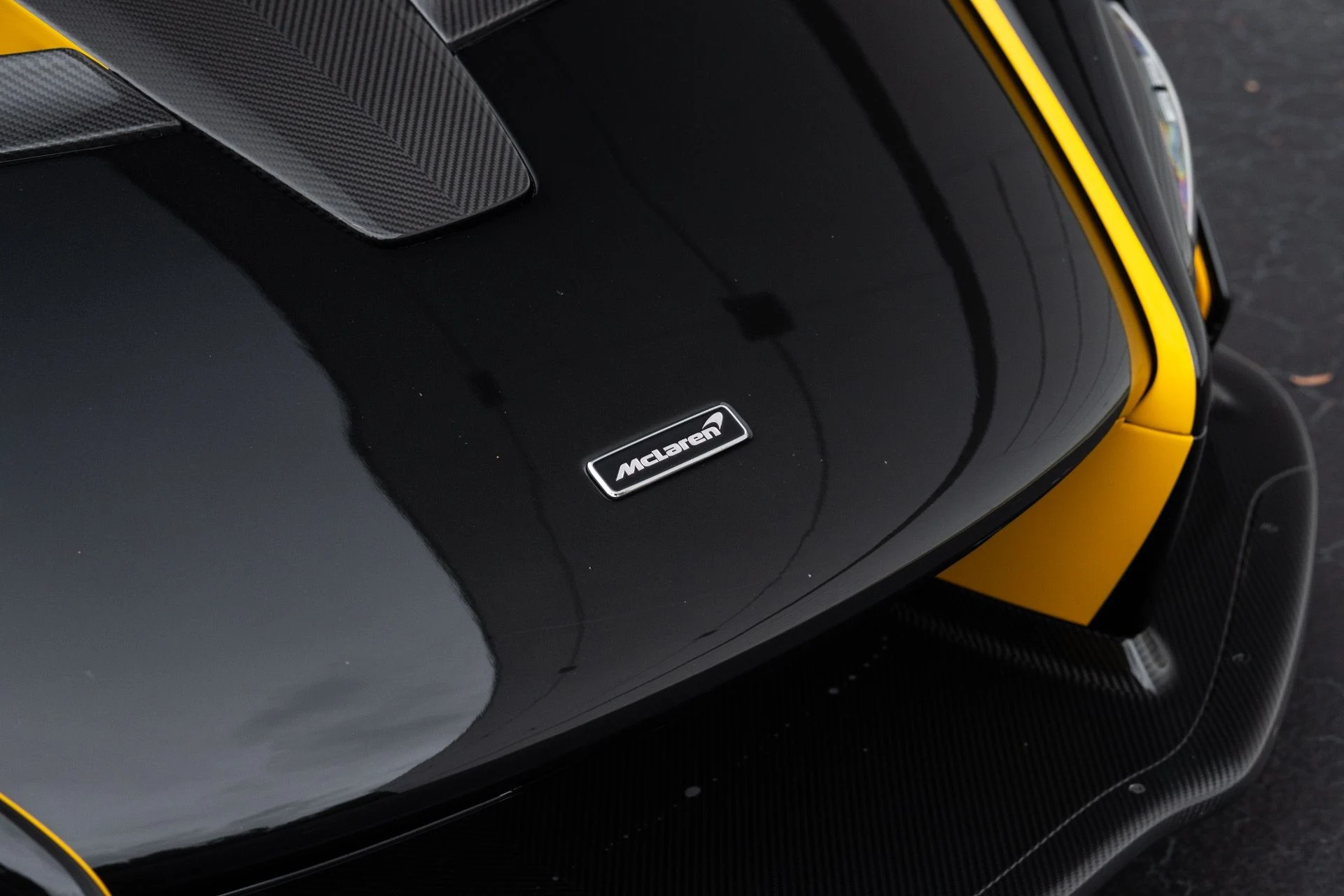 mph017_3883293035_Used_2019_Mc_Laren_Senna_1775186462_60a3c99dd5