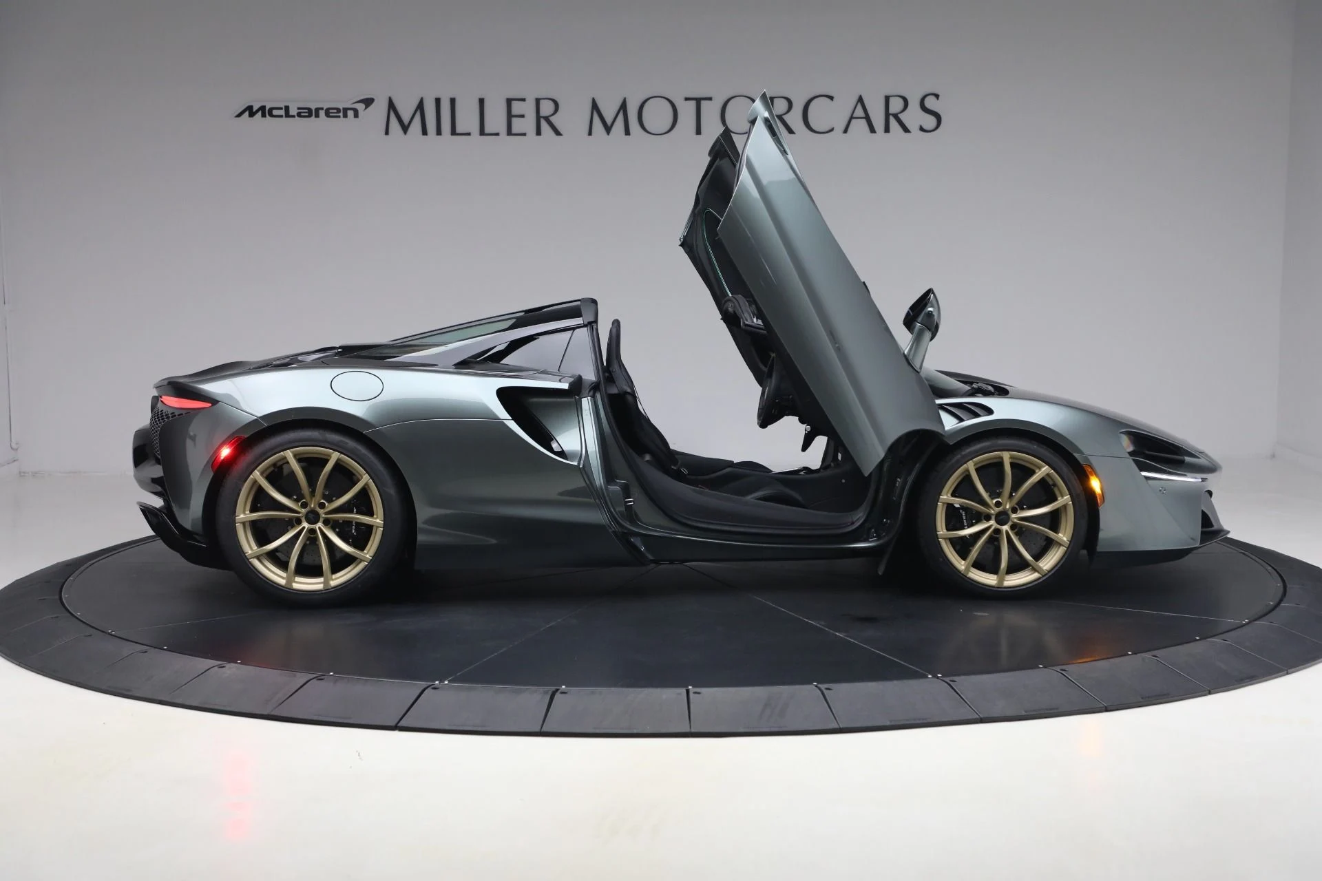 mph017_3889551638_New_2026_Mc_Laren_Artura_Spider_Performance_7472d59dc5