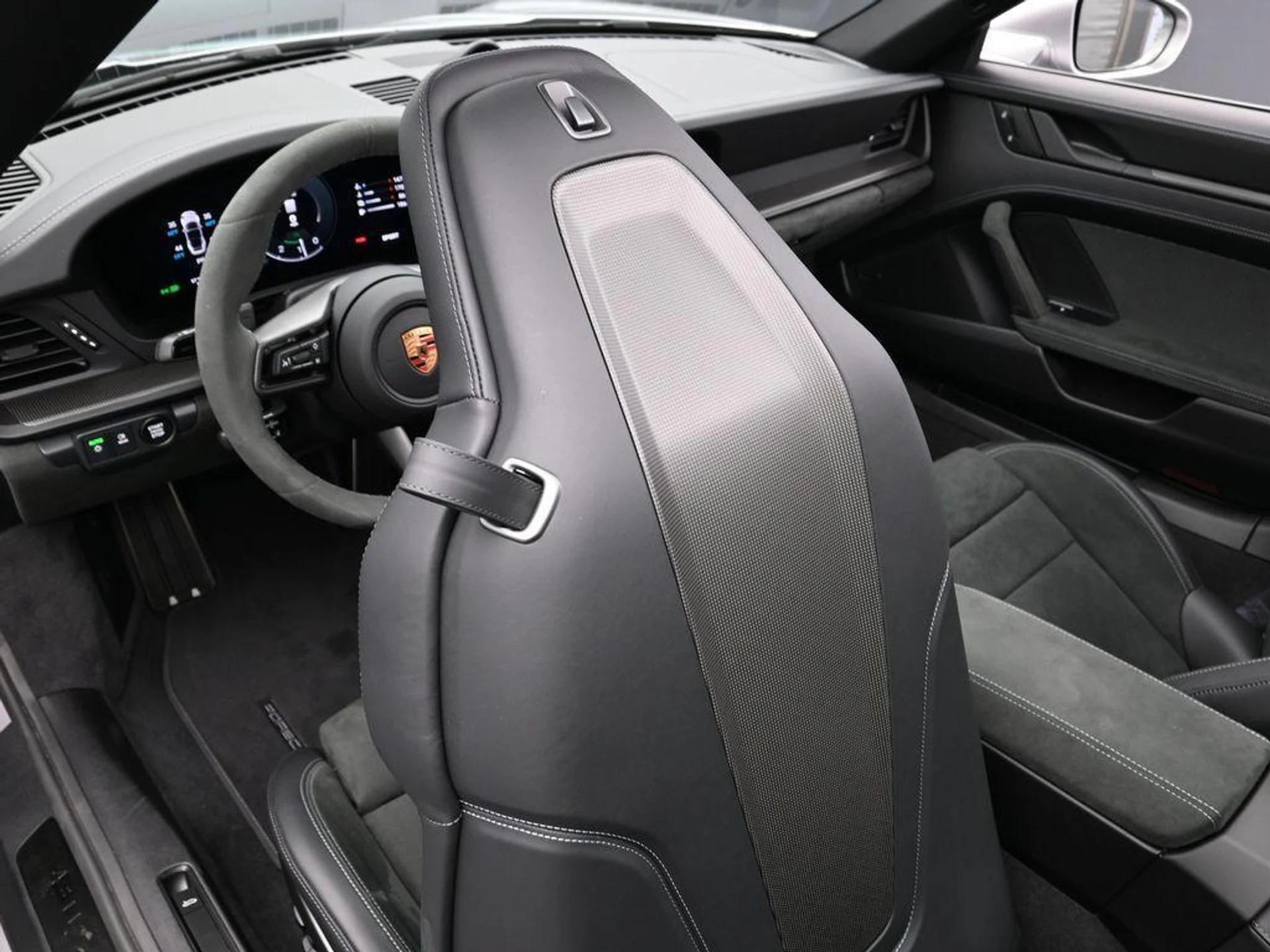 mph017_389327359_Cuzpet_lptc1_Y_Nc_Mm_Sw_Ctpv_X_Pzw_f641ecd248