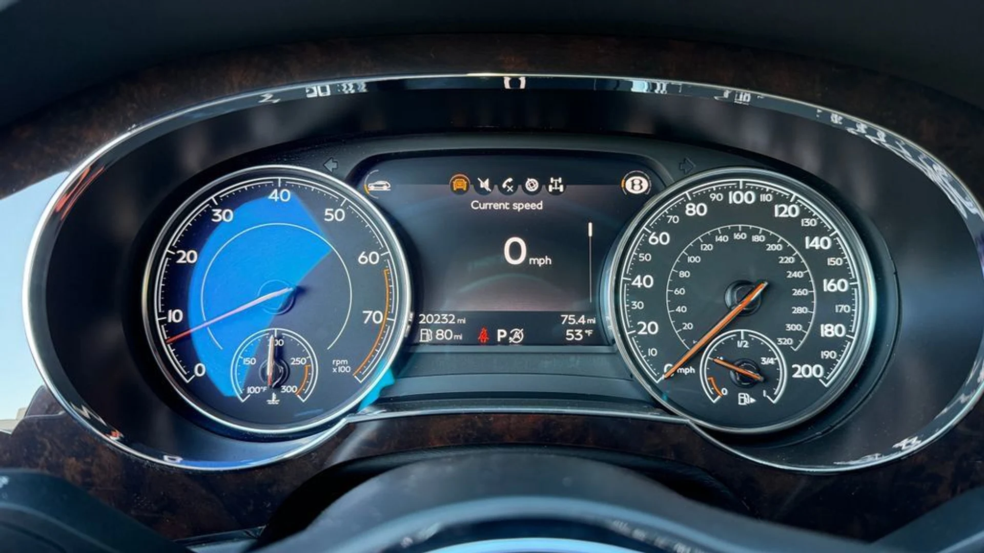 mph017_3896682001_7dd7d80f89d1440098fda44783d20bb4_d3463746fe