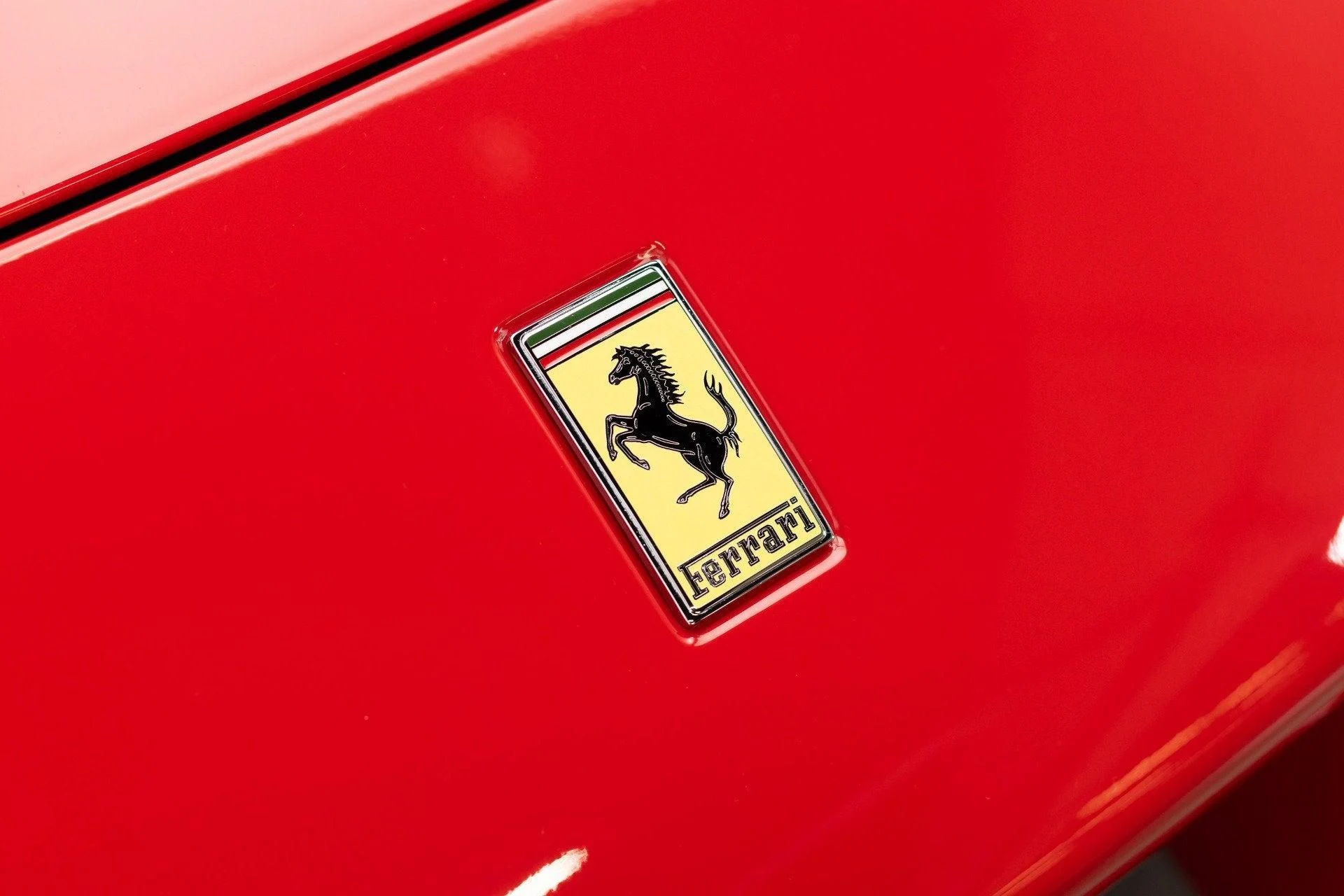 mph017_3902213016_Used_2026_Ferrari_296_GTB_1778334346_fc6be855f2