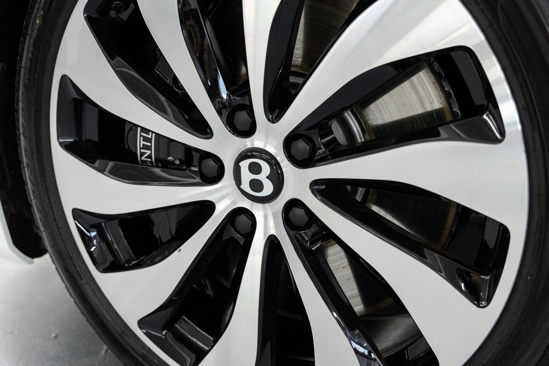 mph017_3904937880_153be4e19f1951466a637e6c0ba4f931x_a3ab879f47