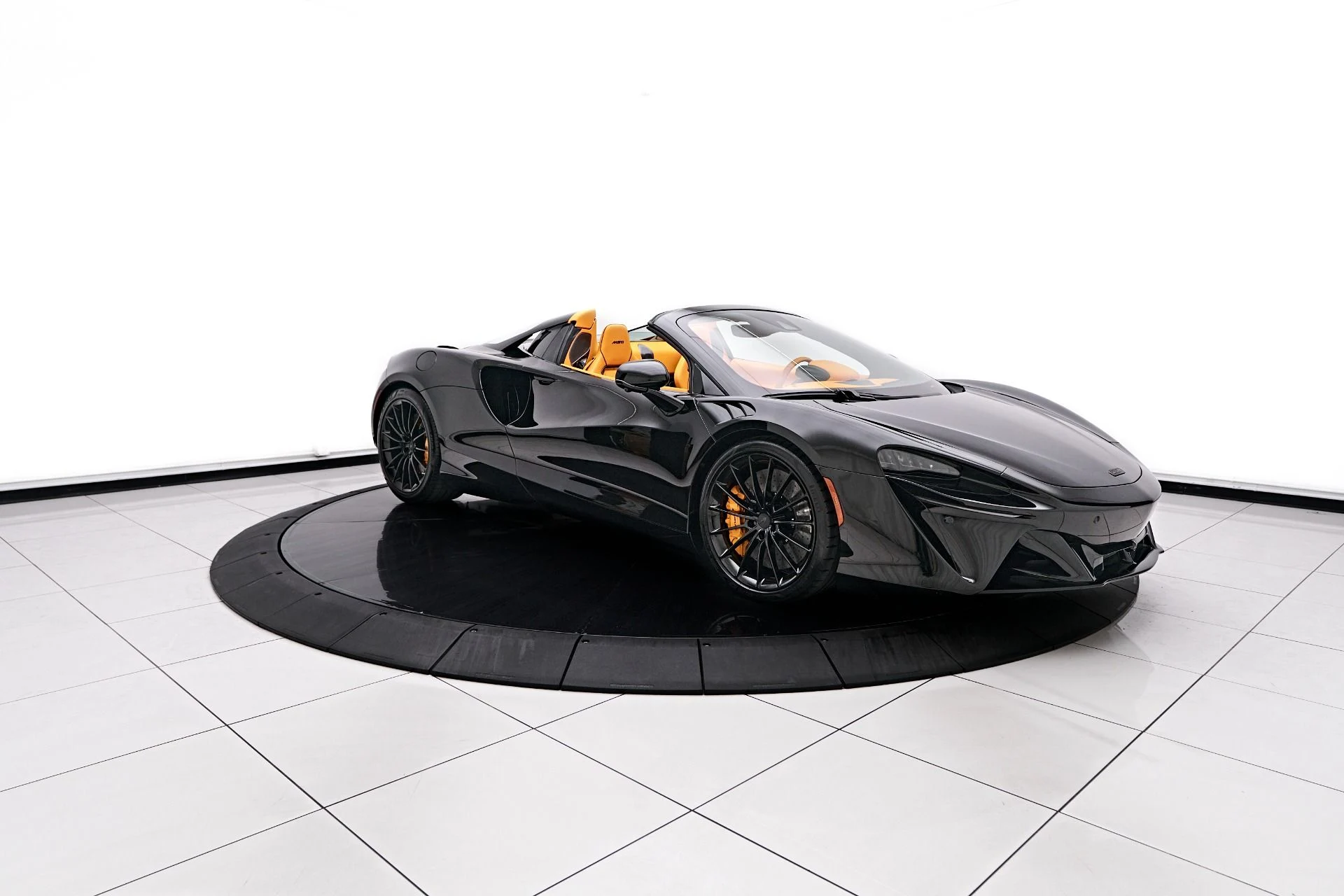 mph017_390865599_Used_2025_Mc_Laren_Artura_Tech_Lux_1755534985_c8ea98a6d0