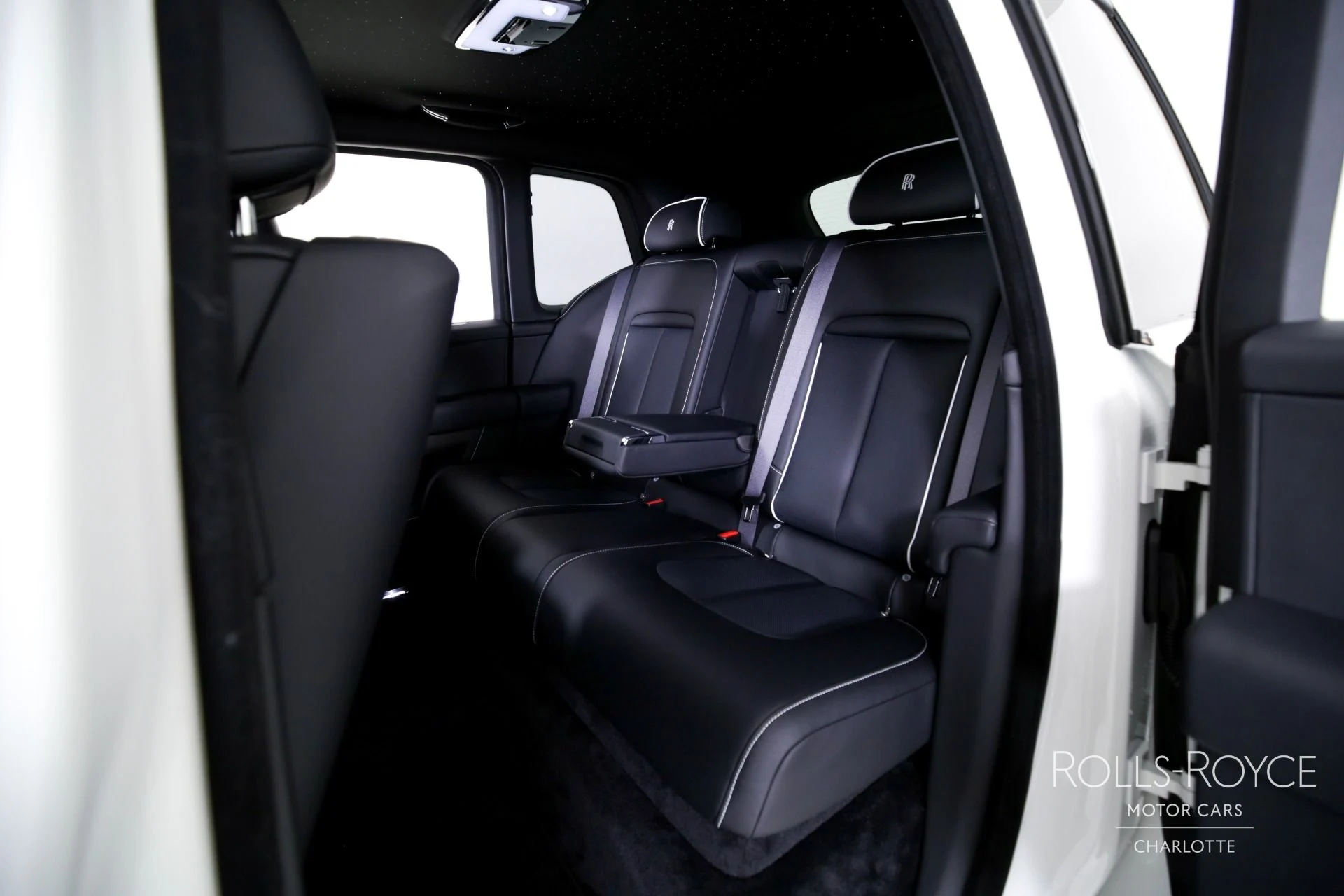 mph017_3911293004_Used_2025_Rolls_Royce_Cullinan_1732211021_6462540118