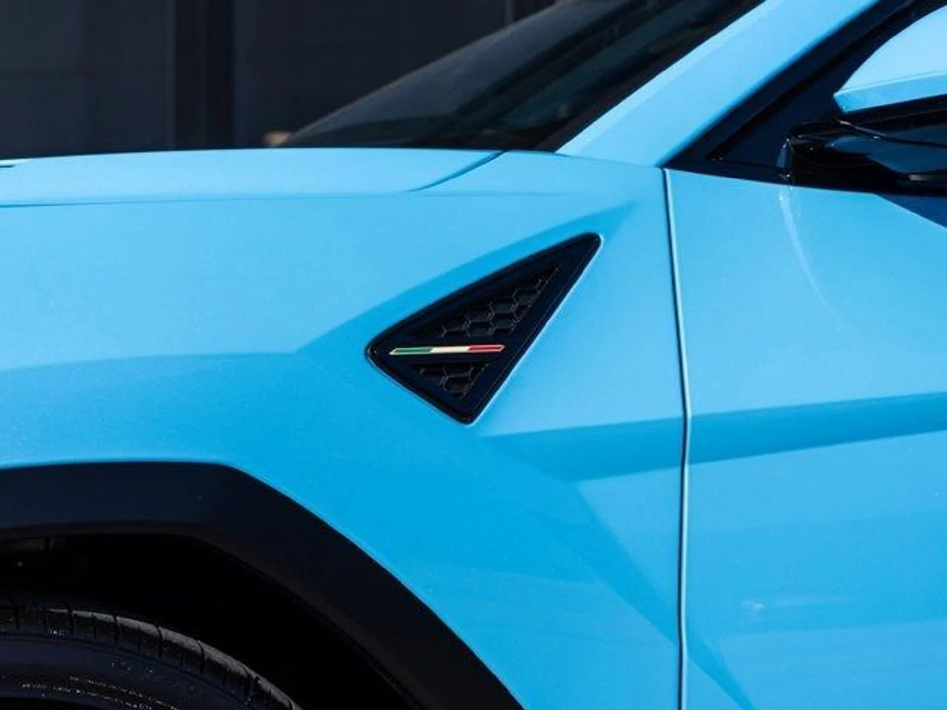 mph017_391412194_18_2f94078320