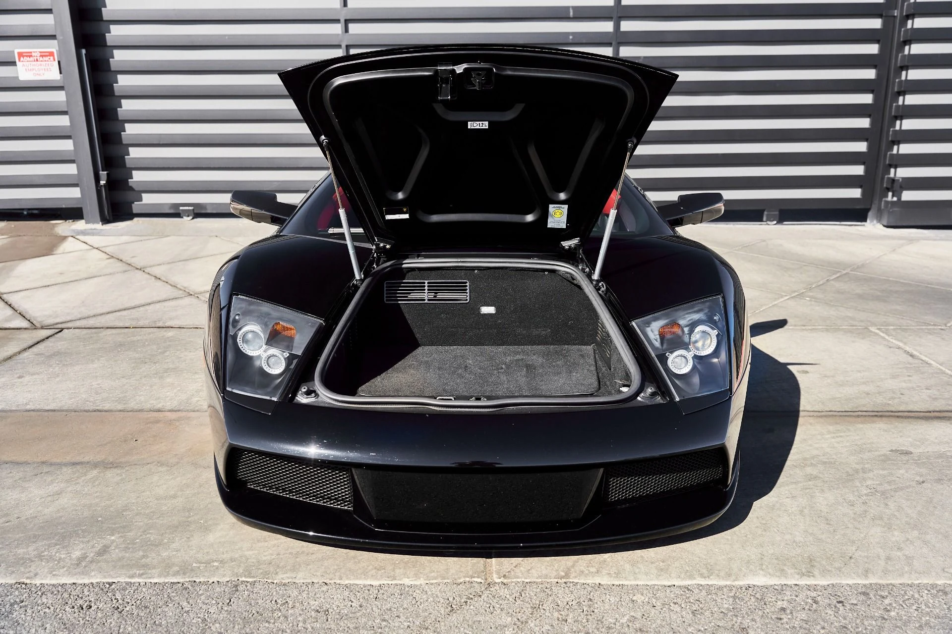 mph017_3916396534_Used_2006_Lamborghini_Murcielago_Base_1773347219_cfb35b9bbf