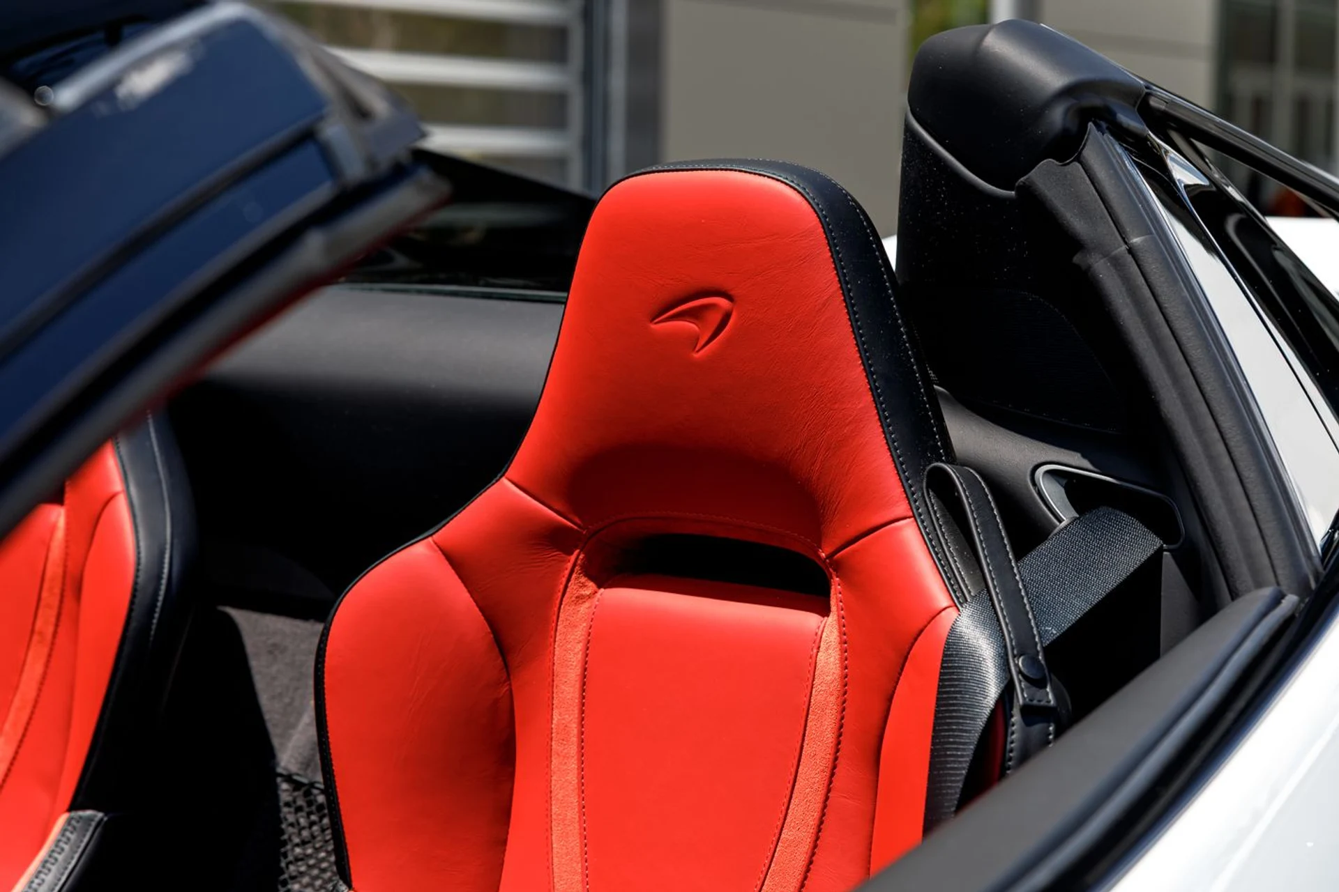 mph017_3916518809_585_p18_l_7923b094eb