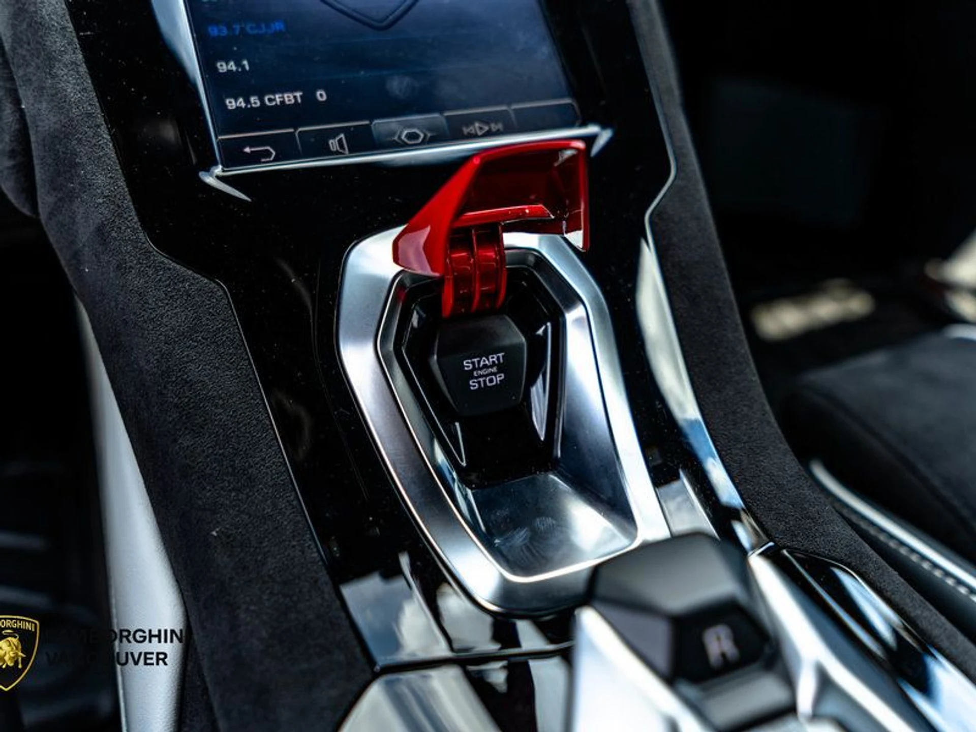 mph017_3916711770_38386460_01296_2023_lamborghini_huracan_018_263feeff89