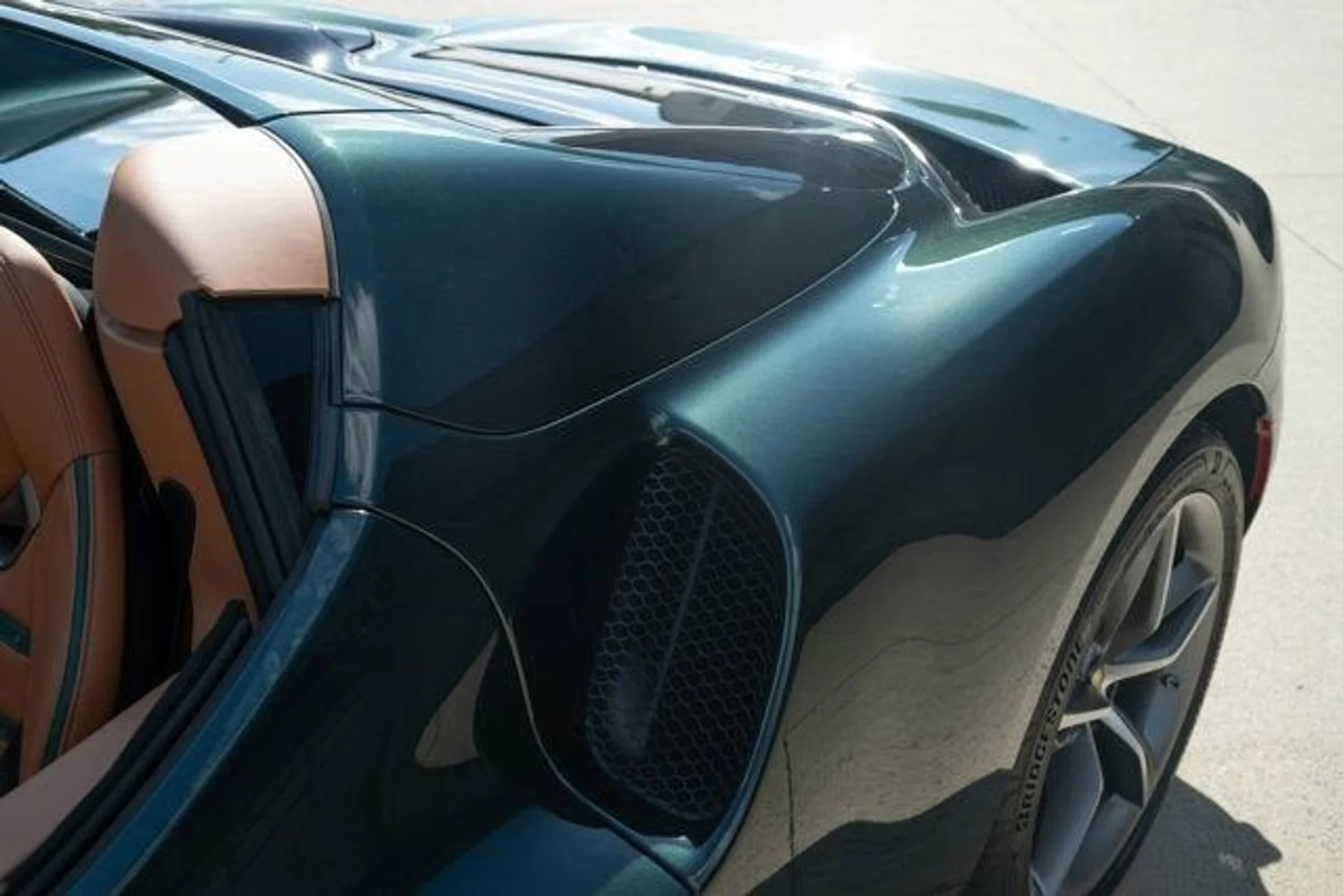 mph017_3918659728_a38ba4561db74beeb6fefd69610c369a_04023ffd98